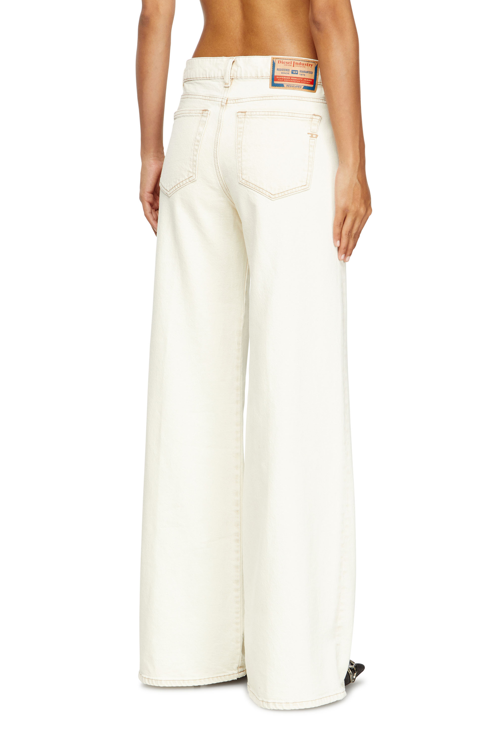Diesel - Damen Flare Jeans 1978 D-Akemi 09M70, Weiß - 4