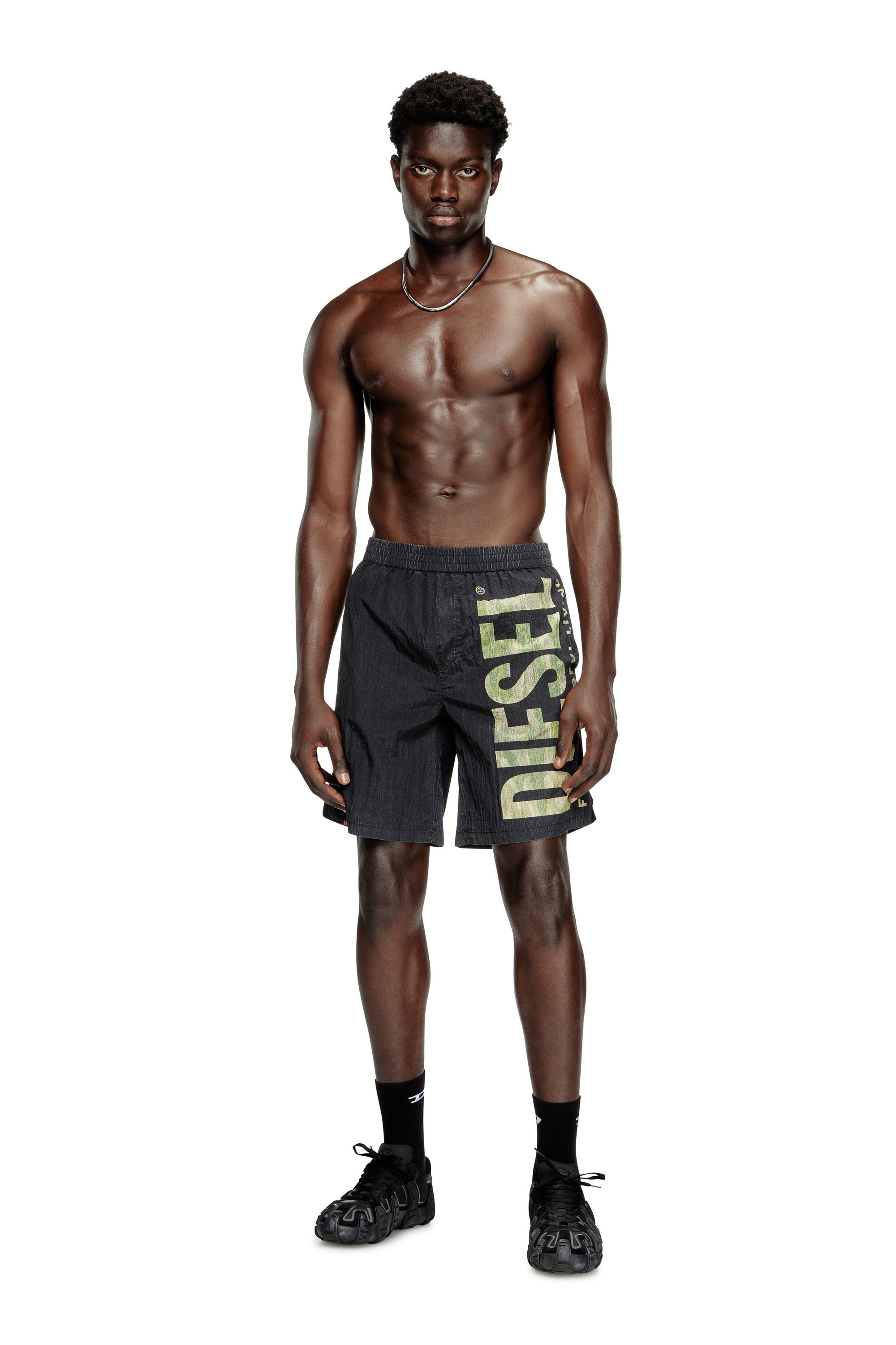 Diesel - POWEL-47.5-UTLT, Herren Boardshorts aus Camo-Ripstop in Schwarz/Grün - 1