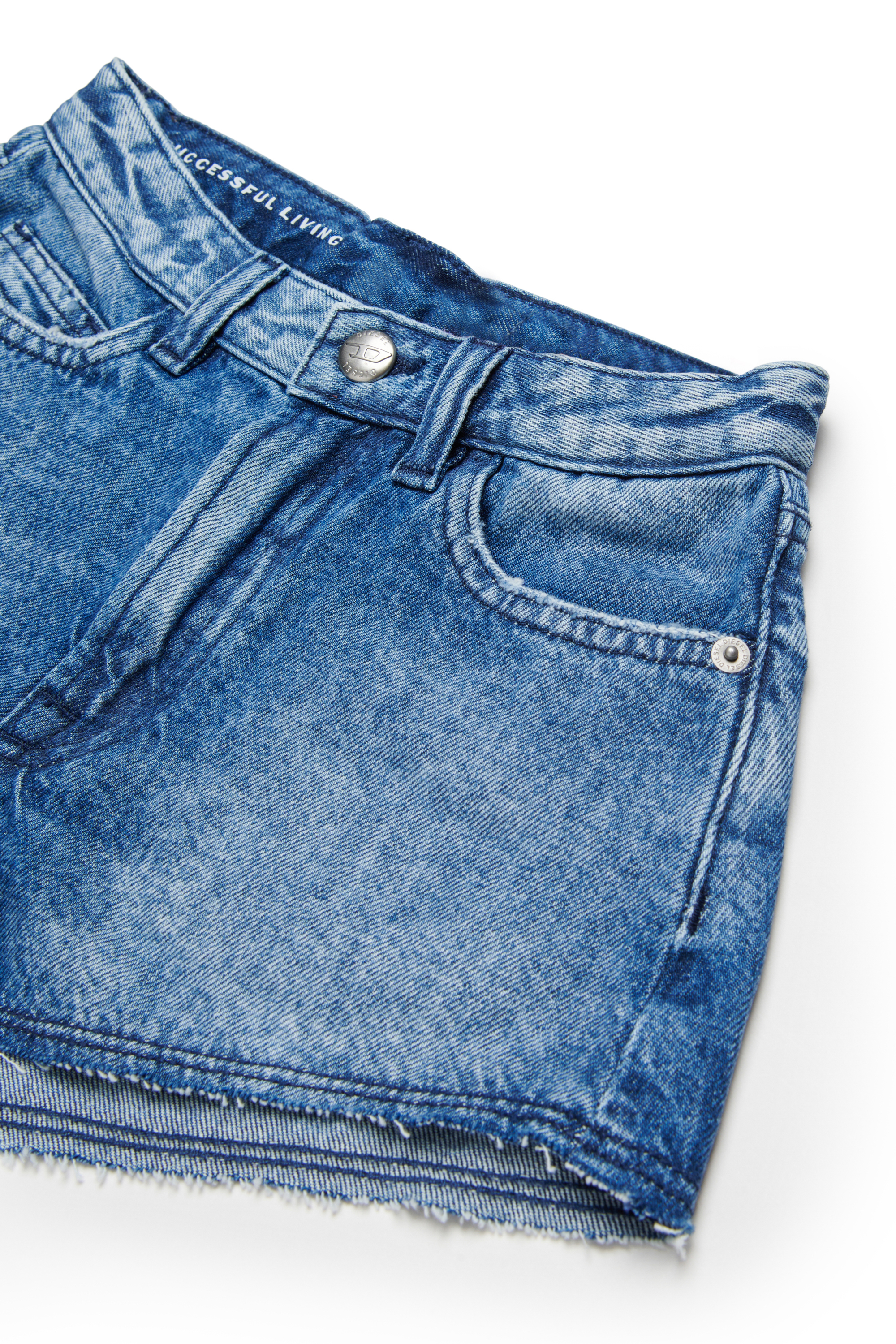 Diesel - PLAFFY, Damen Denim-Shorts mit offenen S&auml;umen in Mittelblau - 3