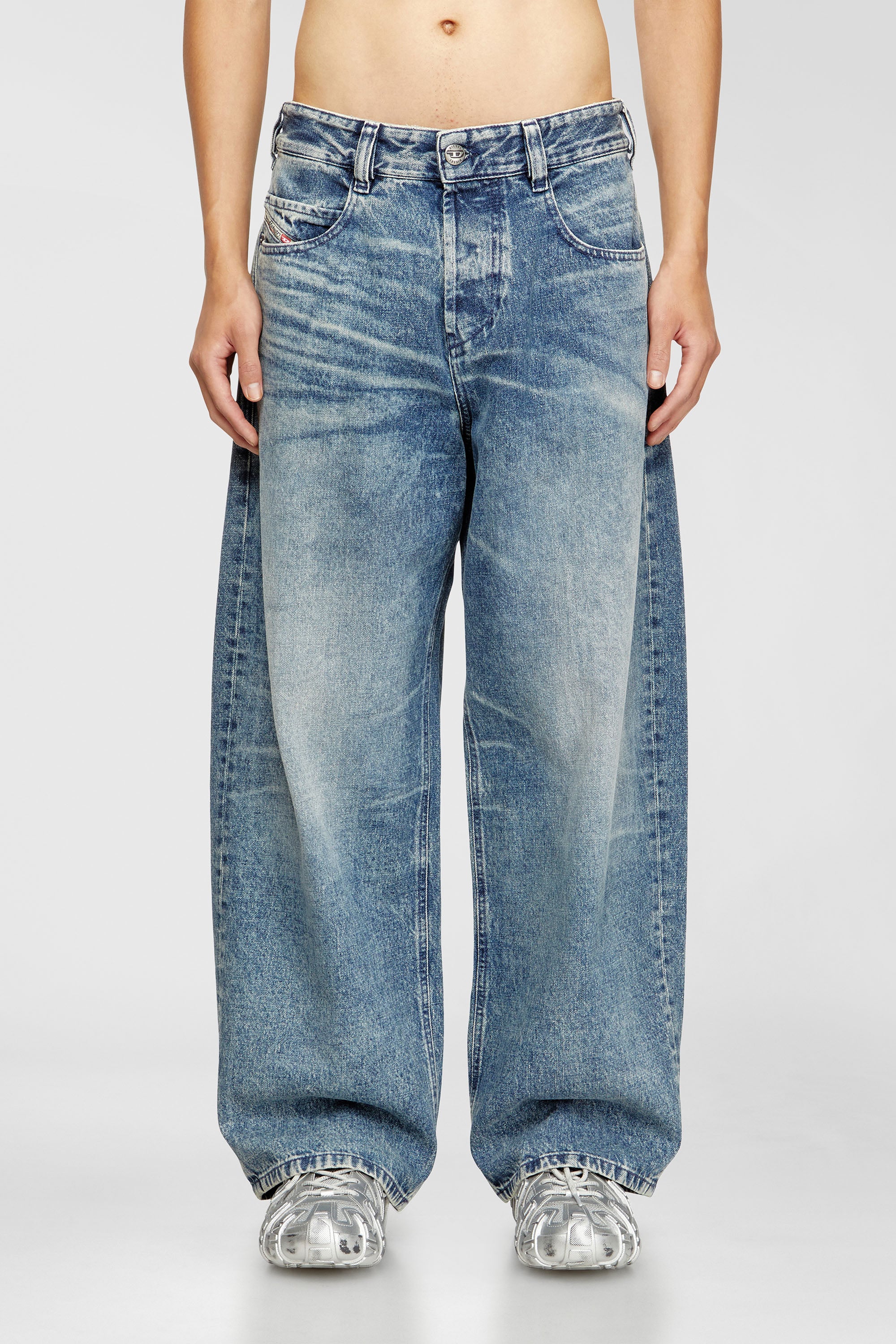 Diesel - Unisex Relaxed Jeans 1997 D-Enim 007DA, Hellblau - 1