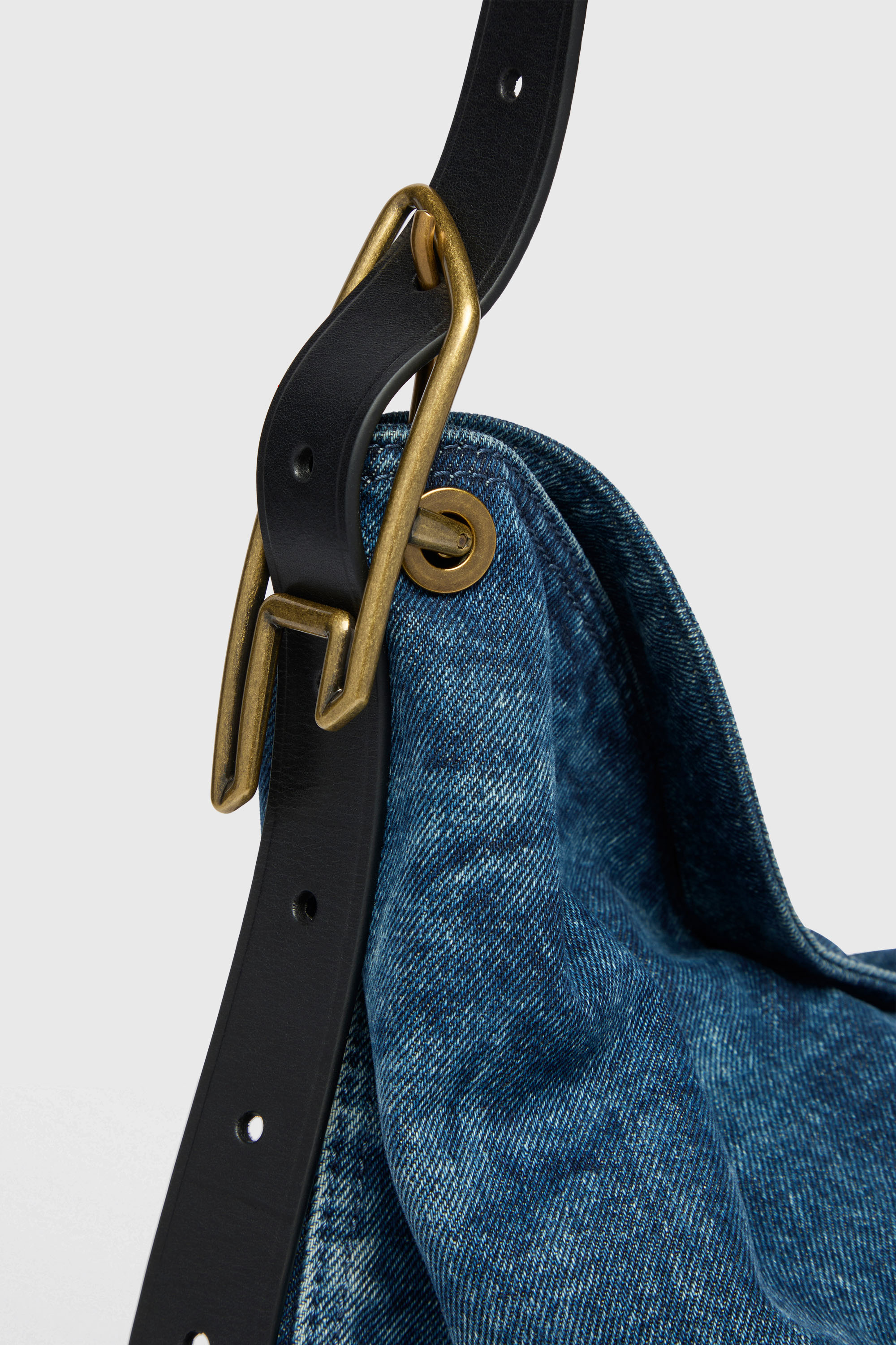 Diesel - D-LINE HOBO L, Damen D-Line-Denim Hobo-Tasche in Mittelblau - 5