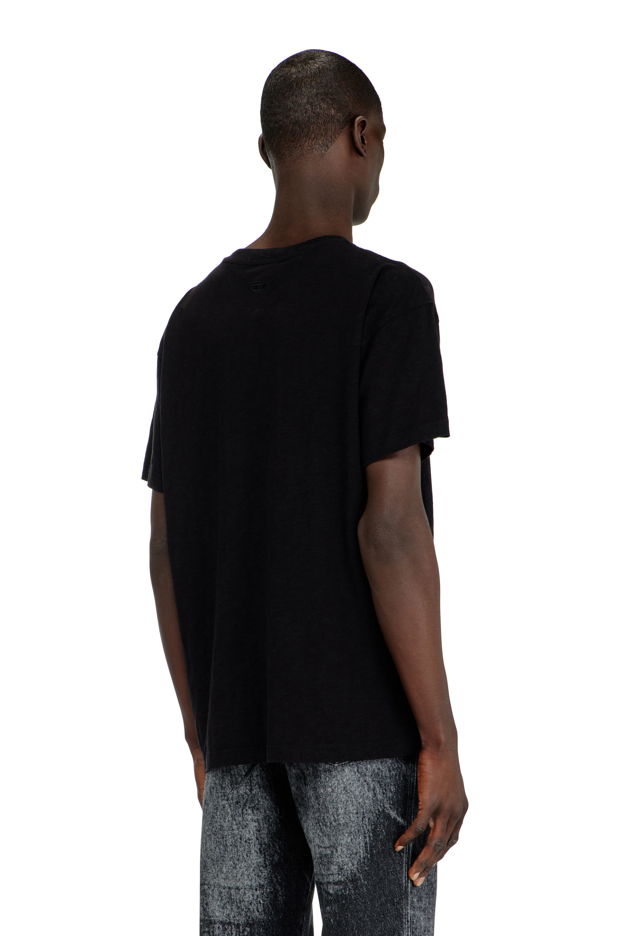 Diesel - T-NORM-AA2, Herren Baumwoll-T-Shirt mit Rundhalsausschnitt und Folienprint in Schwarz - 4