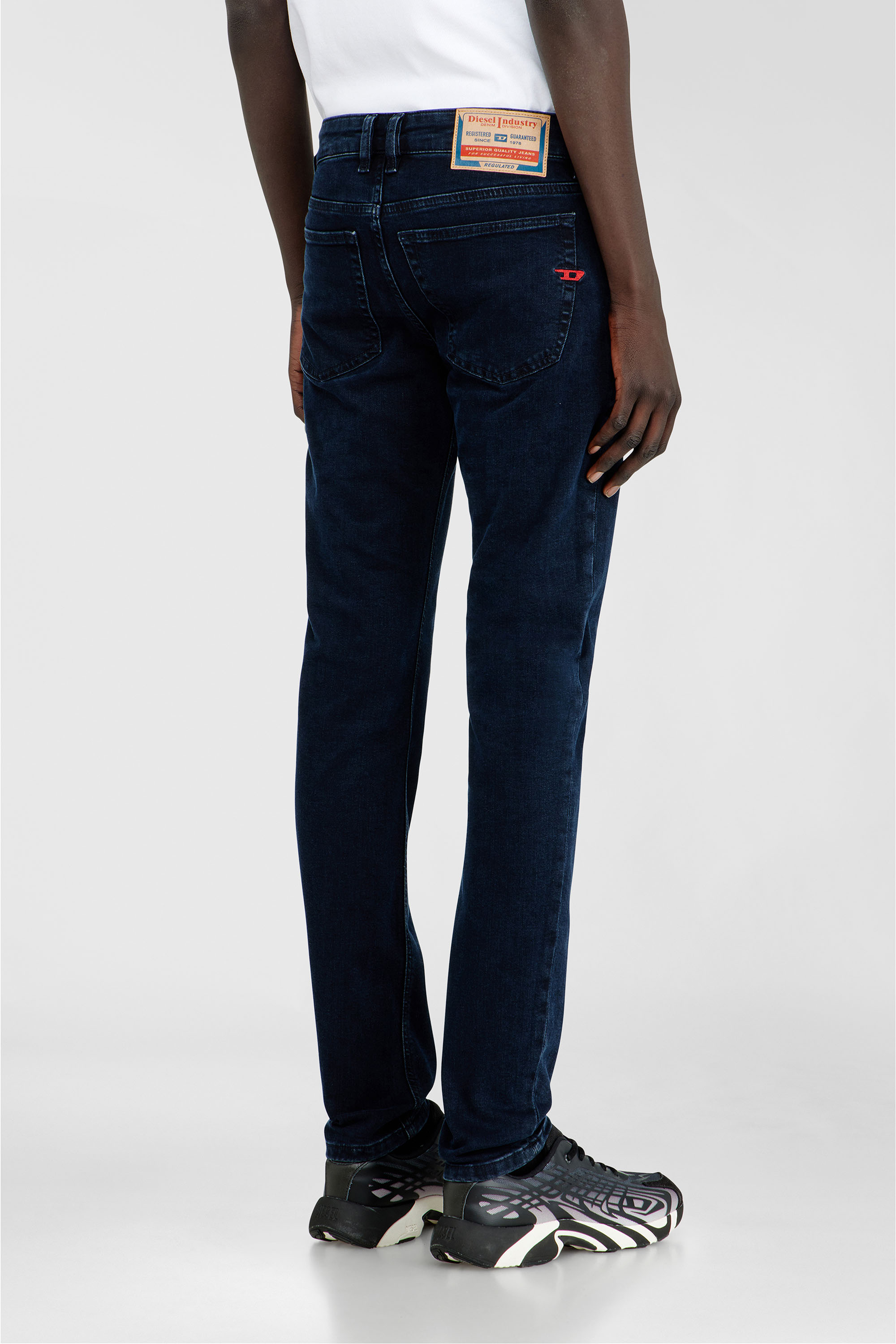 Diesel - Herren Skinny Jeans 1979 Sleenker 0KBBG, Dunkelblau - 5