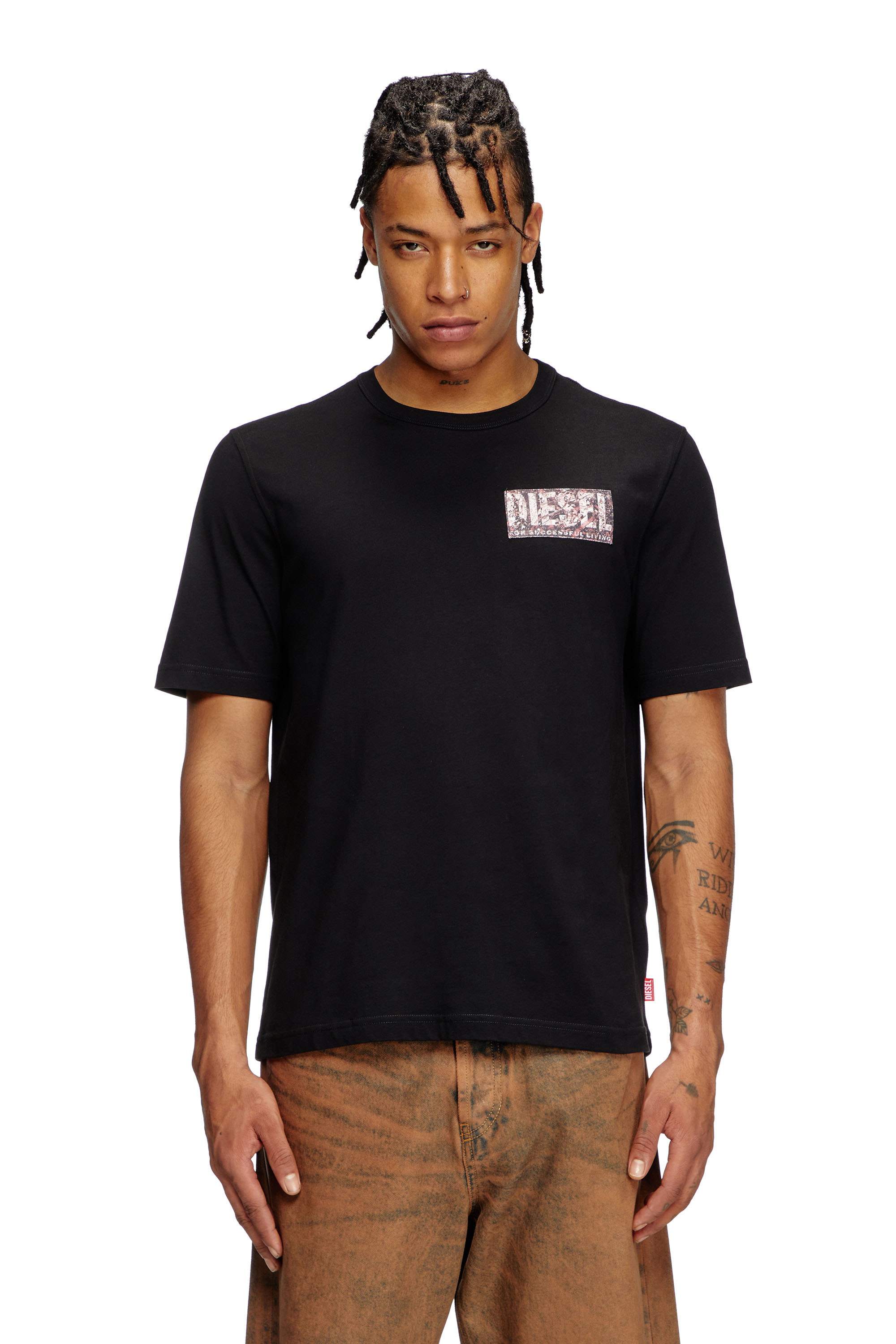 Diesel - T-ADJUST-R19, Herren T-Shirt mit Gabardine-Patch-Logo in Schwarz - 1