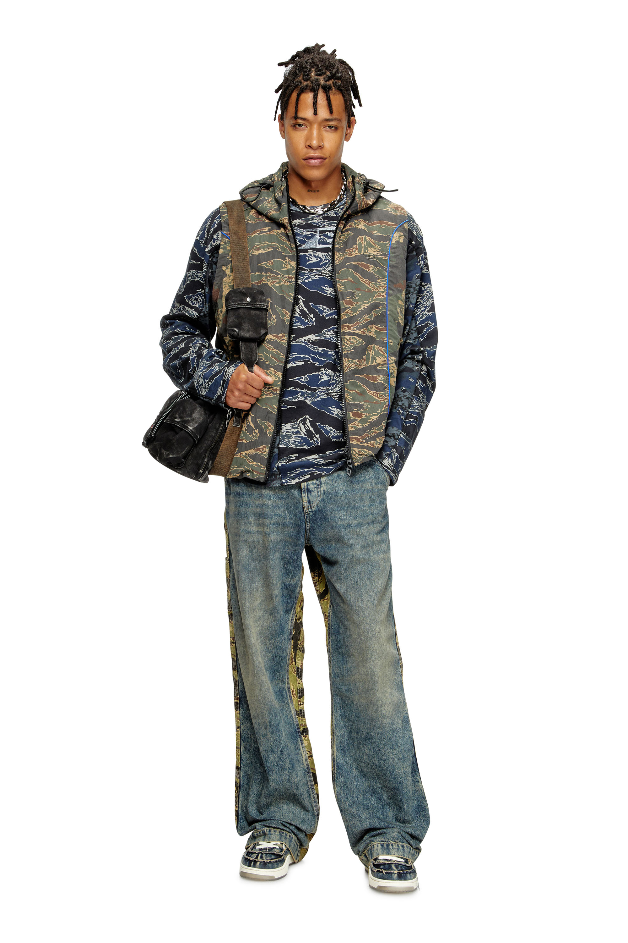Diesel - J-OSTEND-SL-CAMU, Man's Hooded vest with mixed camo prints in Blue/Green - 2
