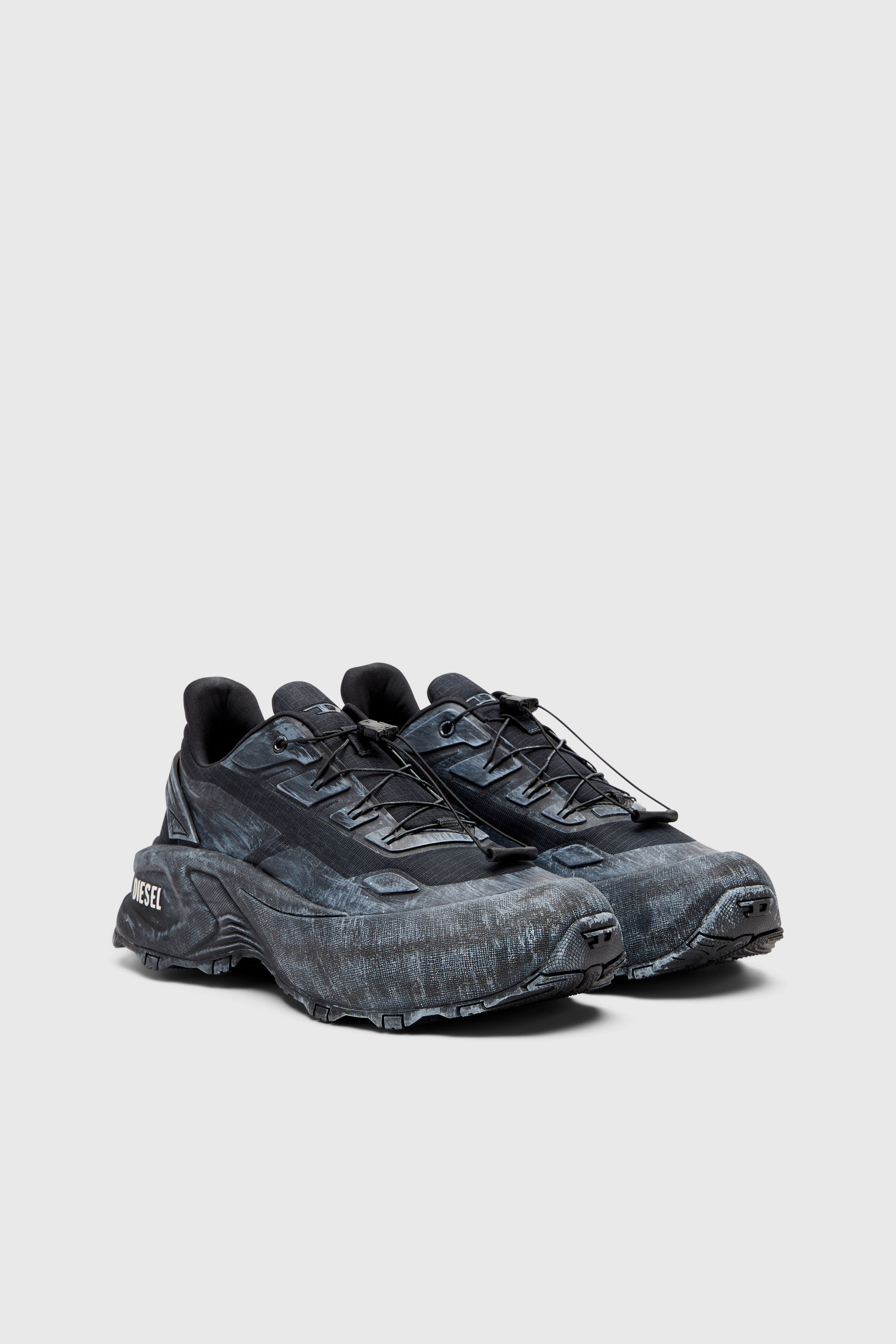 Diesel - D-CAGE RUNNER, Herren D-Cage-Distressed Chunky-Sneaker aus Ripstop in Schwarz - 2