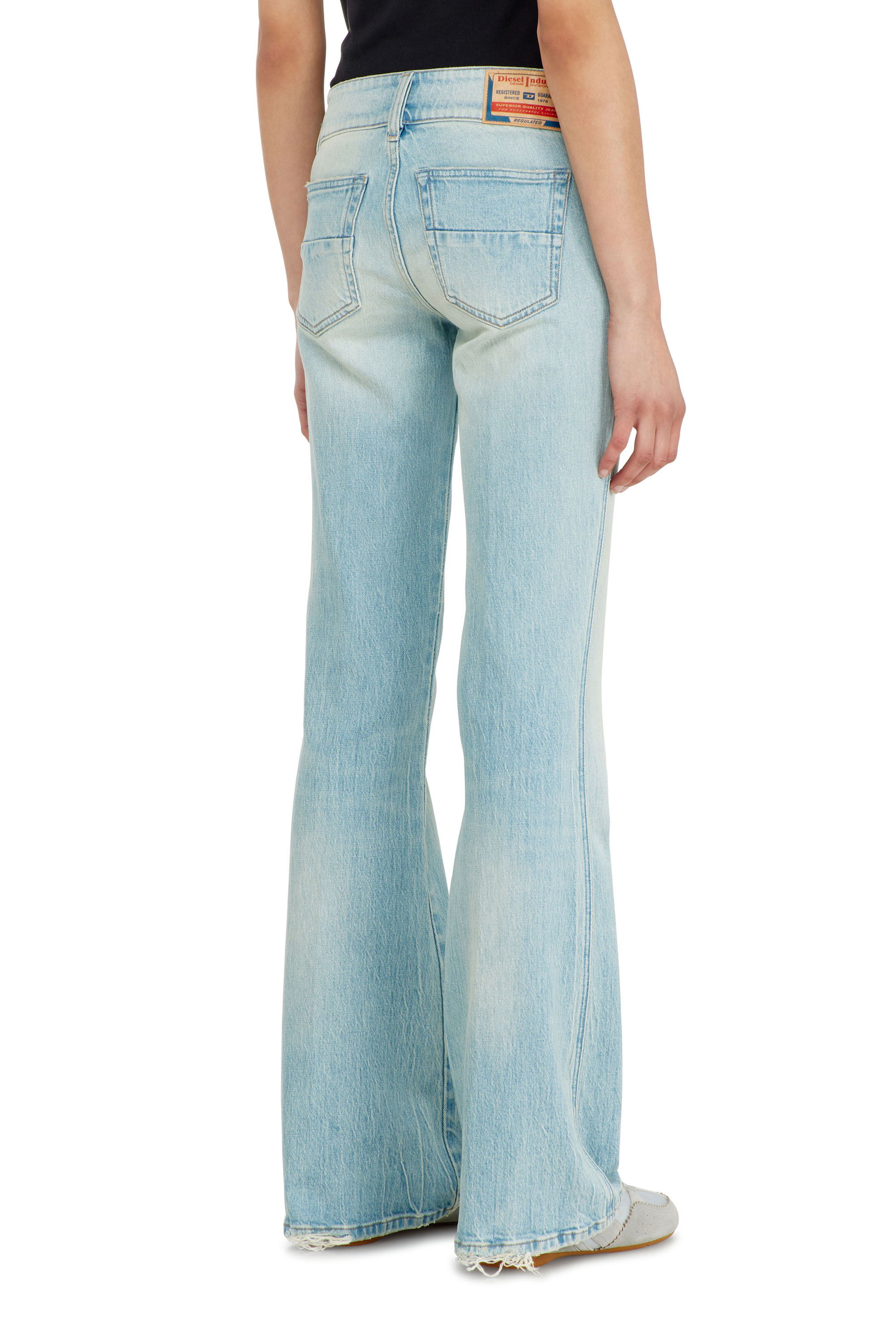 Diesel - Damen Bootcut Jeans D-Hush 0KBBX, Hellblau - 5