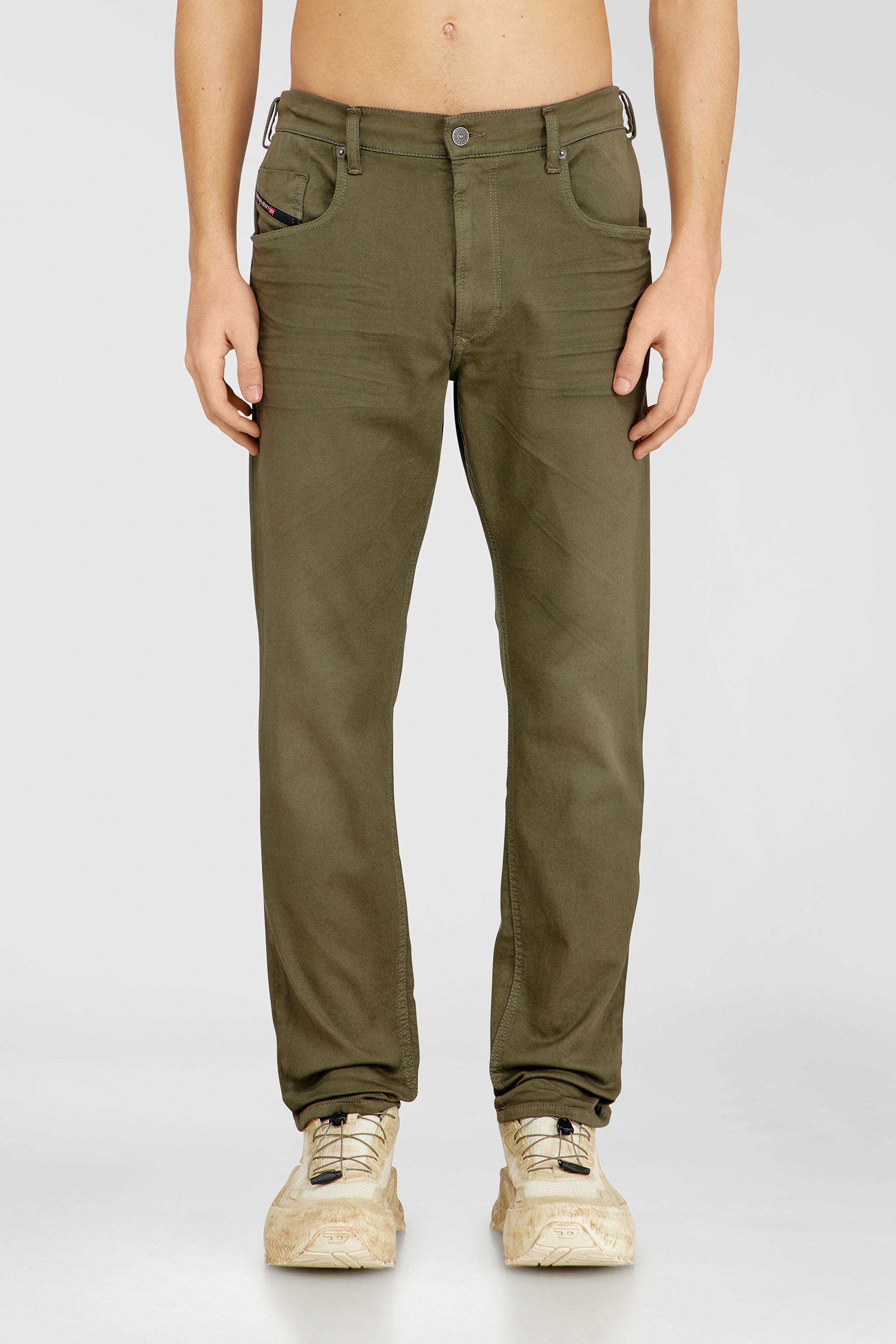 Diesel - Herren Regular 2032 D-Krooley-BW Joggjeans&reg; 0670M, Armeegr&uuml;n - 2
