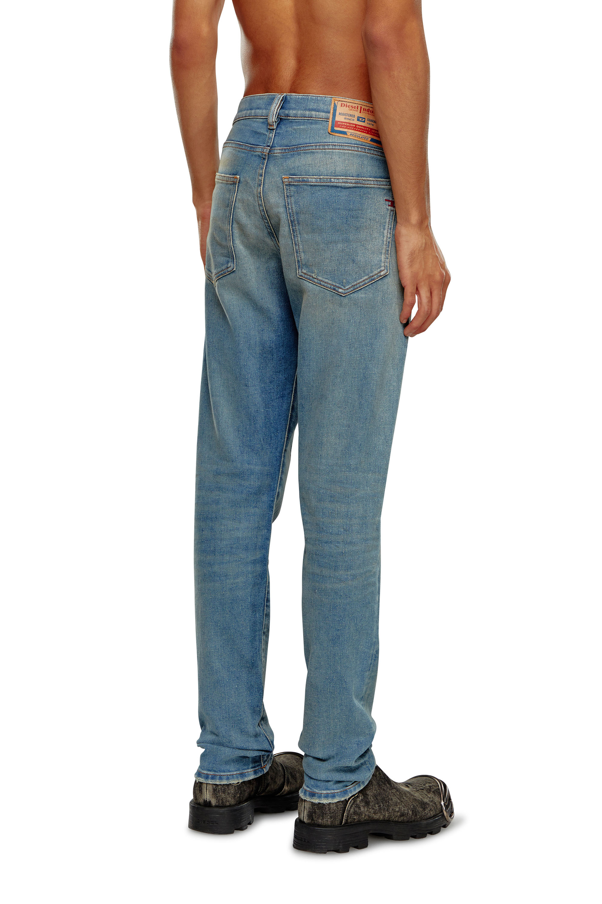 Diesel - Herren Slim Jeans 2019 D-Strukt 09H50, Mittelblau - Image 4