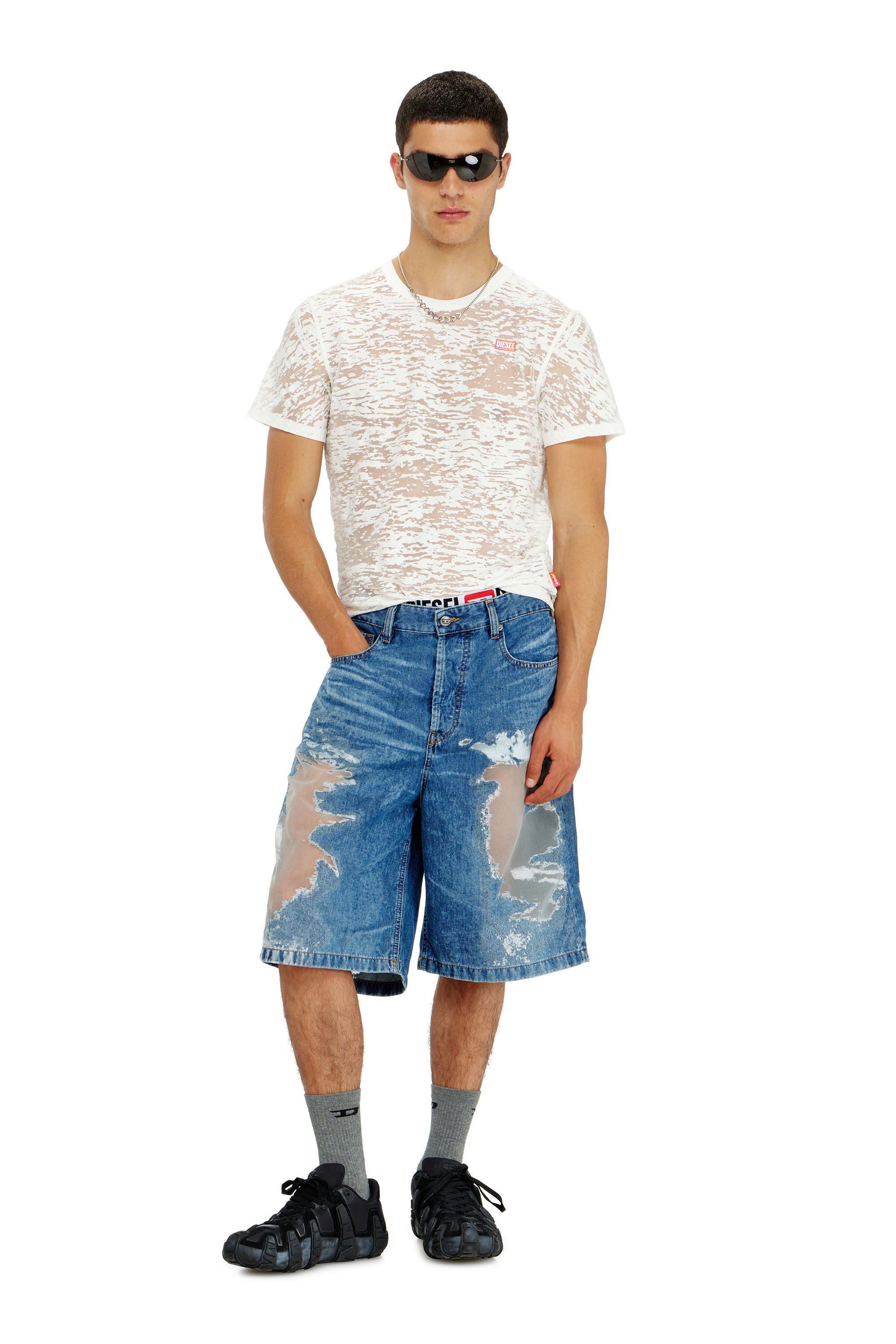 Diesel - PR-T-NOTS-MATI-R, Unisex T-shirt aus all-over devor&eacute;-Jersey in Wei&szlig; - 1