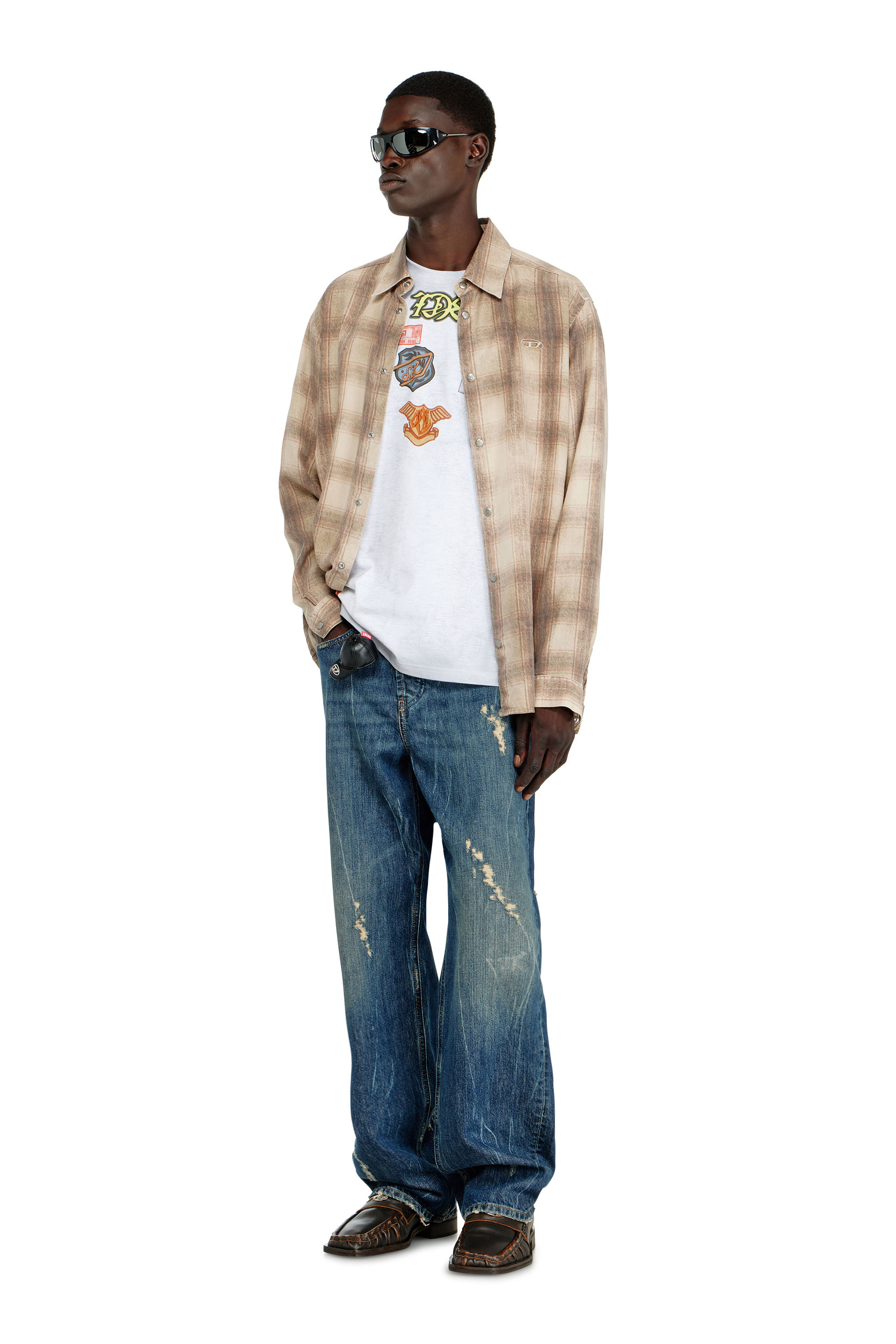Diesel - T-BOXT-AA6, Herren T-Shirt aus Baumwolle mit all-over patches print in Wei&szlig; - 2