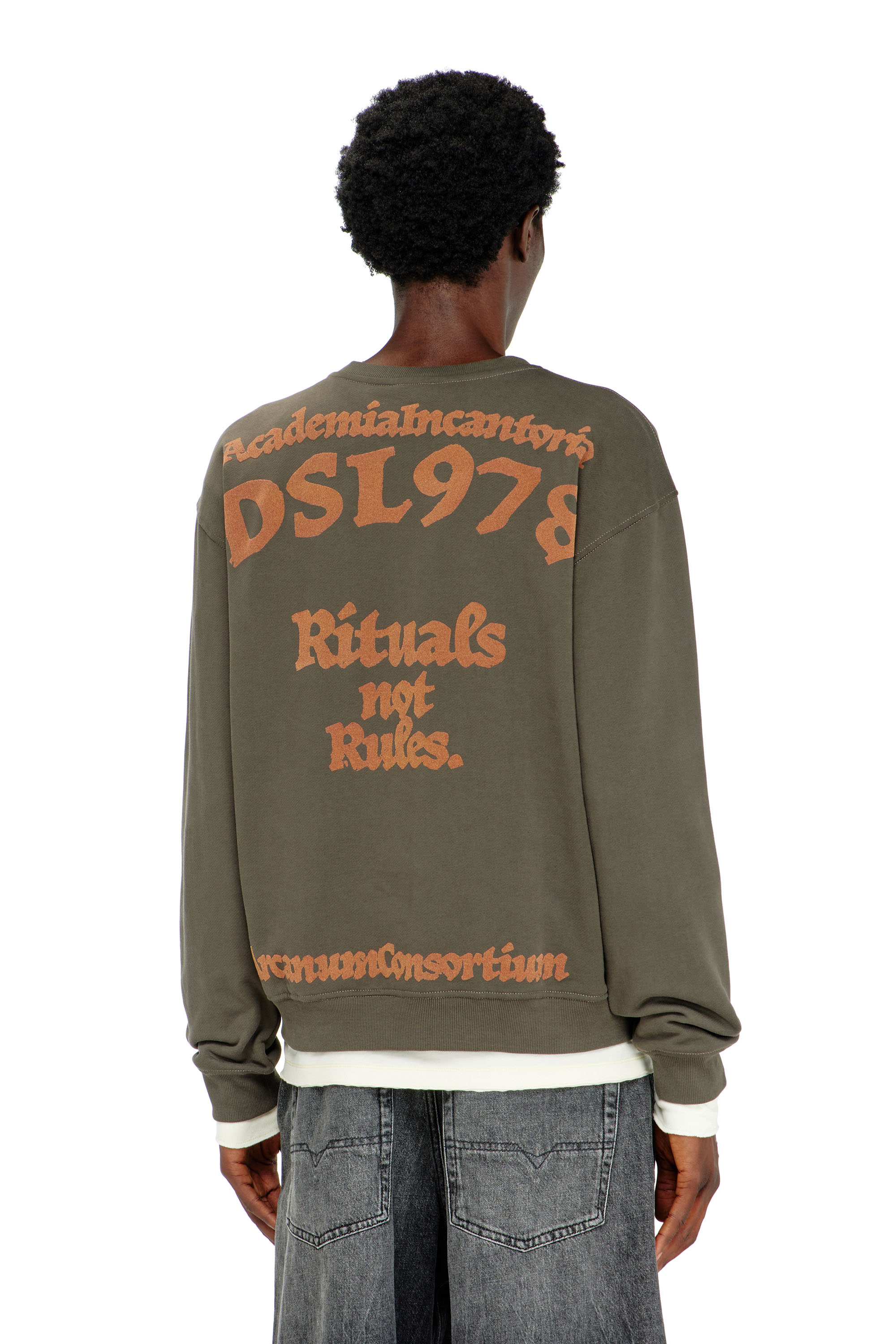 Diesel - S-NORM-AA4, Herren Sweatshirt mit Stickerei und Flockprint in Armeegr&uuml;n - 4