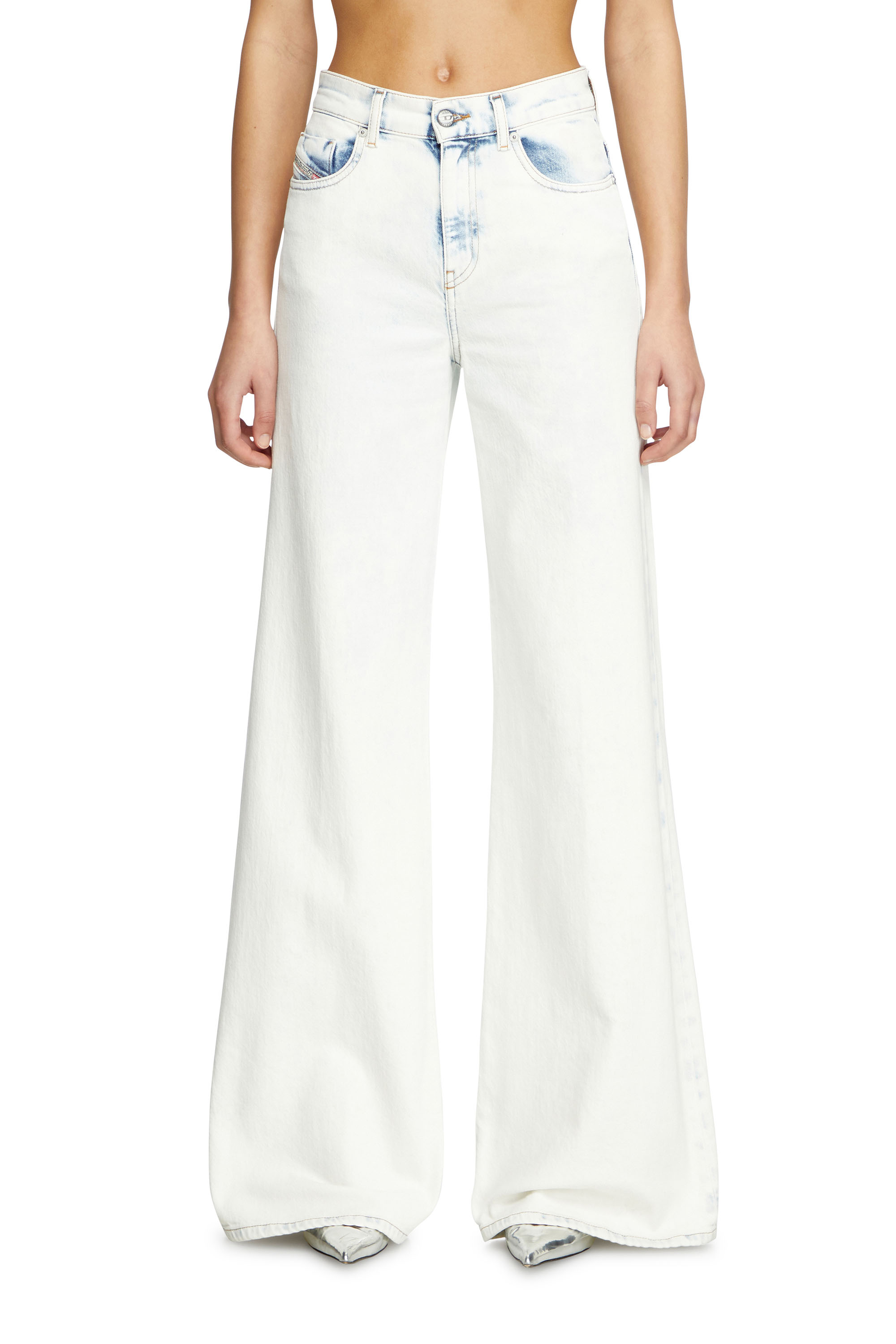 Diesel - Damen Flare Jeans 1978 D-Akemi 09L33, Hellblau - 3