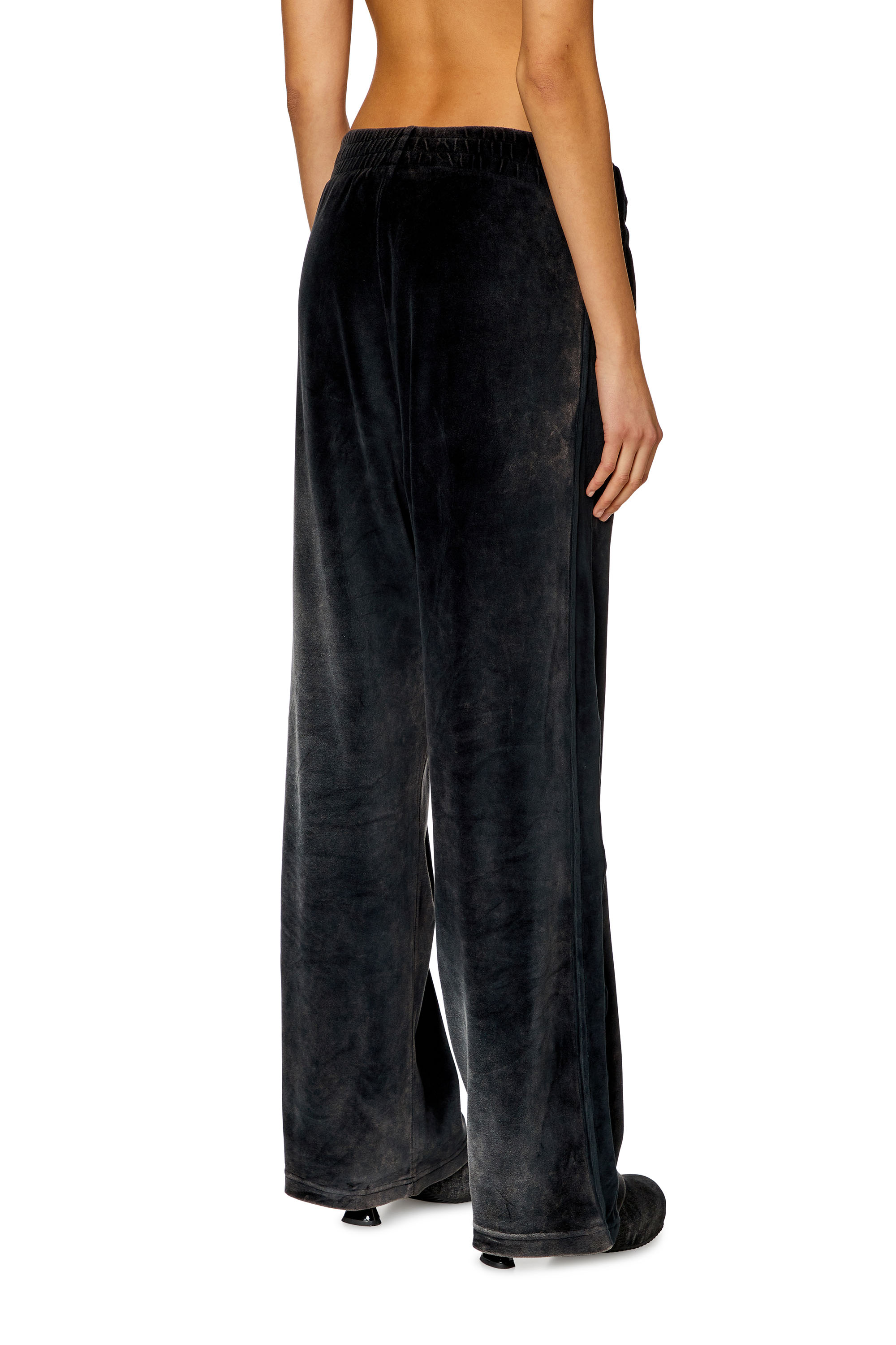 P-MARTYN, Schwarz Diesel - P-MARTYN, Damen Sweathose aus Chenille in Acid-Waschung mit weitem Beinschnitt in Schwarz - 4