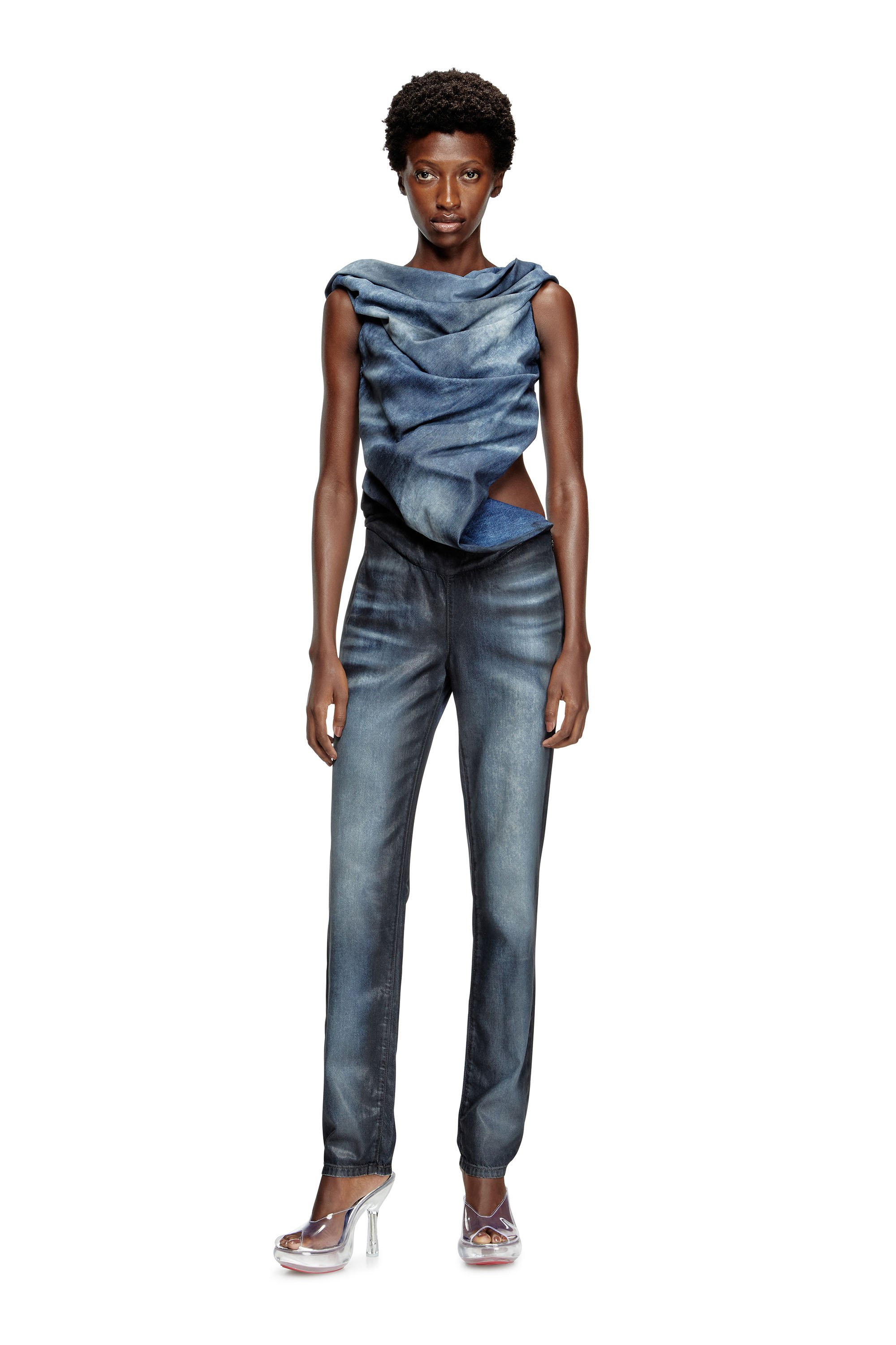 Diesel - DE-CLODIA-FSG, Damen Jumpsuit aus glänzend beschichtetem Tencel-Denim in Dunkelblau - 1