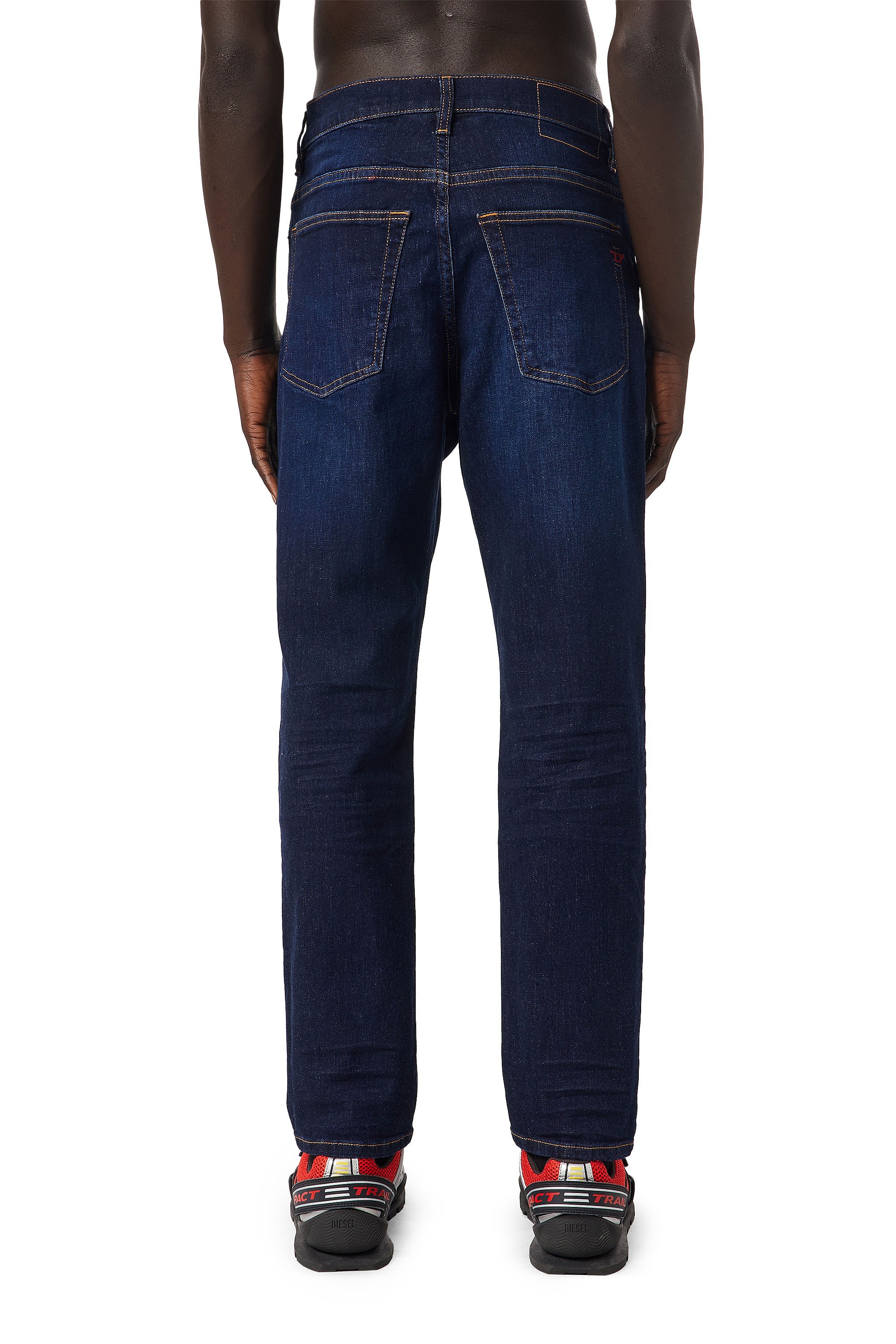 Diesel - 2005 D-FINING 0GDAO Tapered Jeans, Dunkelblau - Image 2
