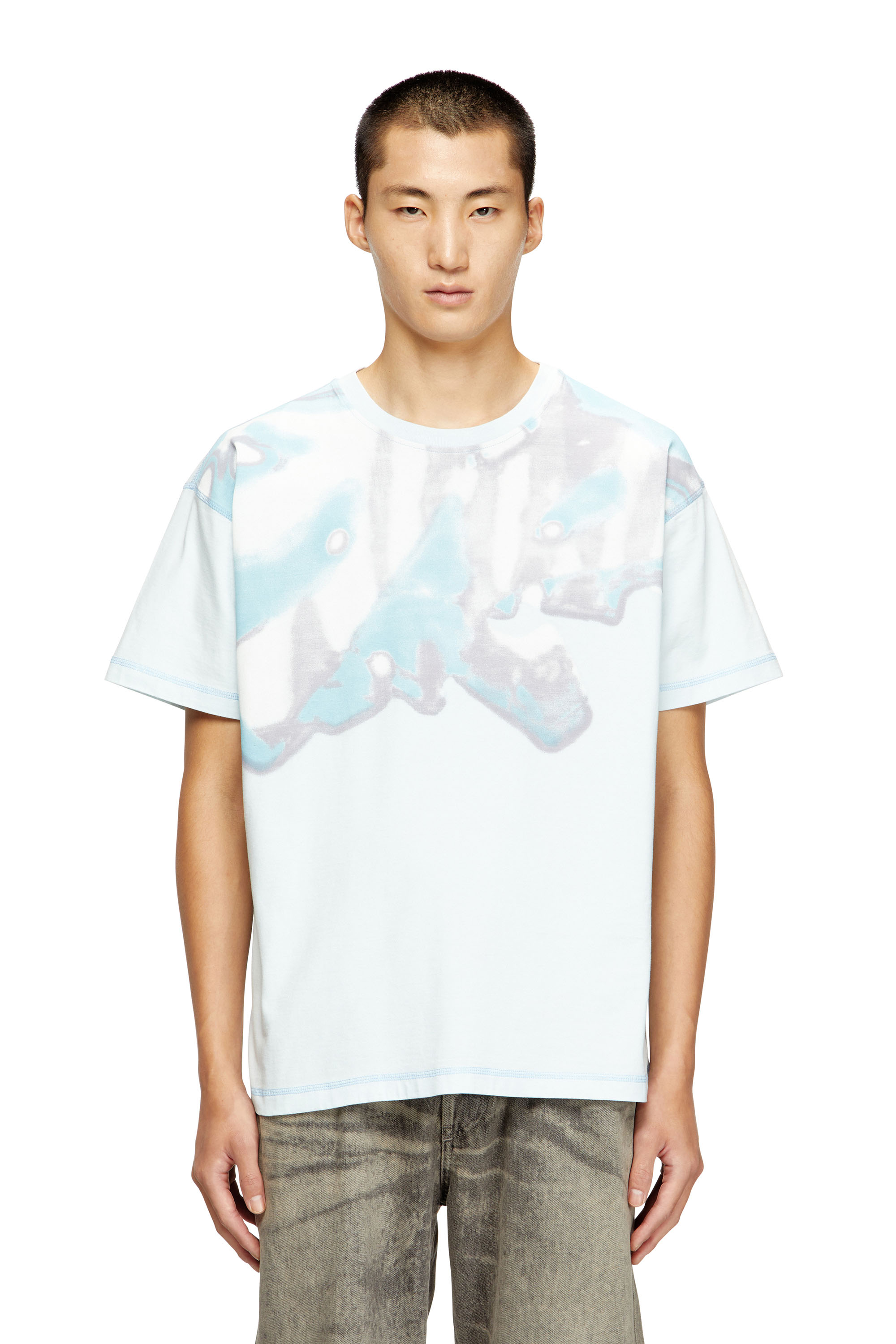 Diesel - T-GASPARD-IHBJ, Herren T-Shirt mit verblasstem Grafik-Print in Hellblau - 1