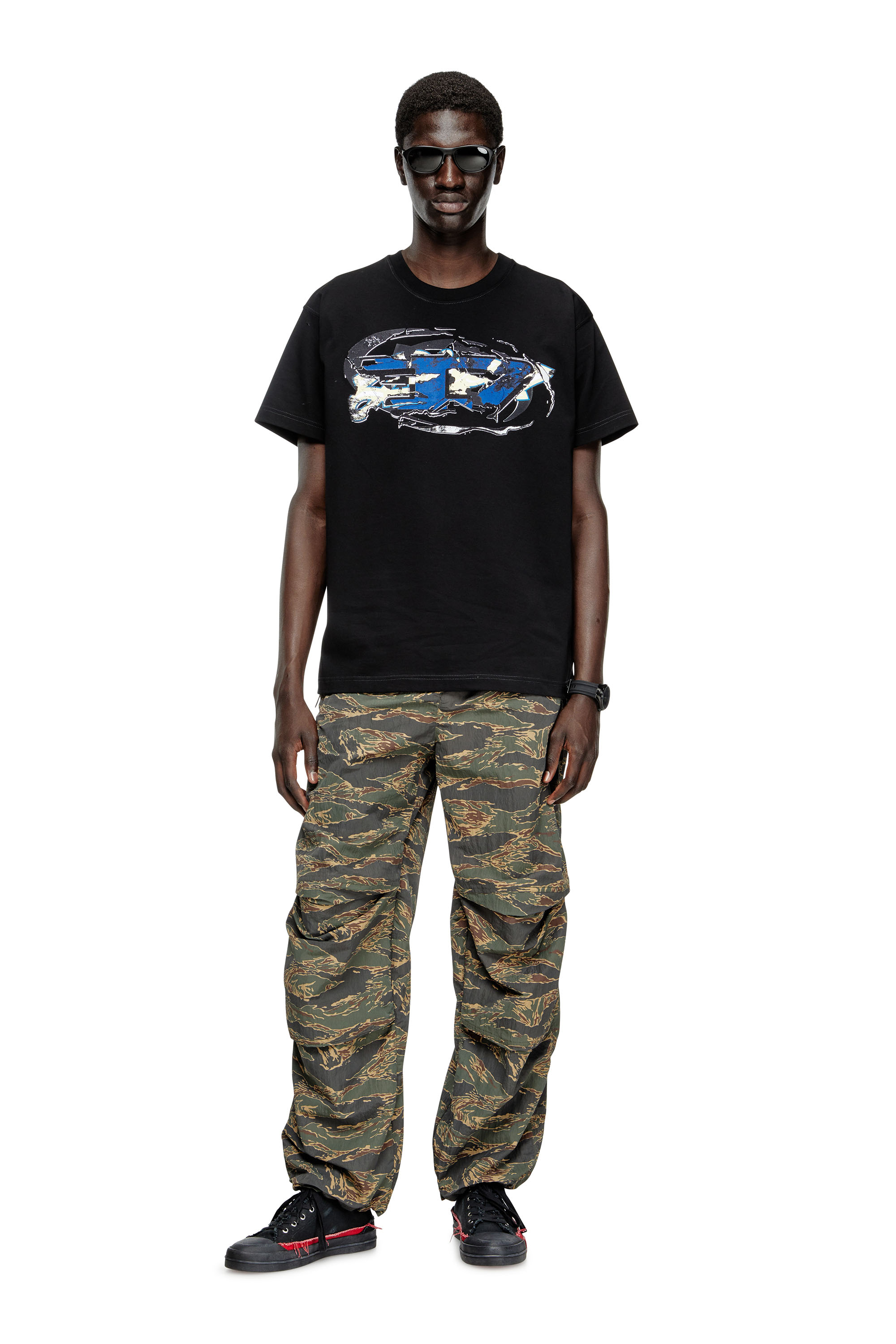 Diesel - T-NORM-T11, Herren T-Shirt mit Oval D-Logo in Schwarz - 1