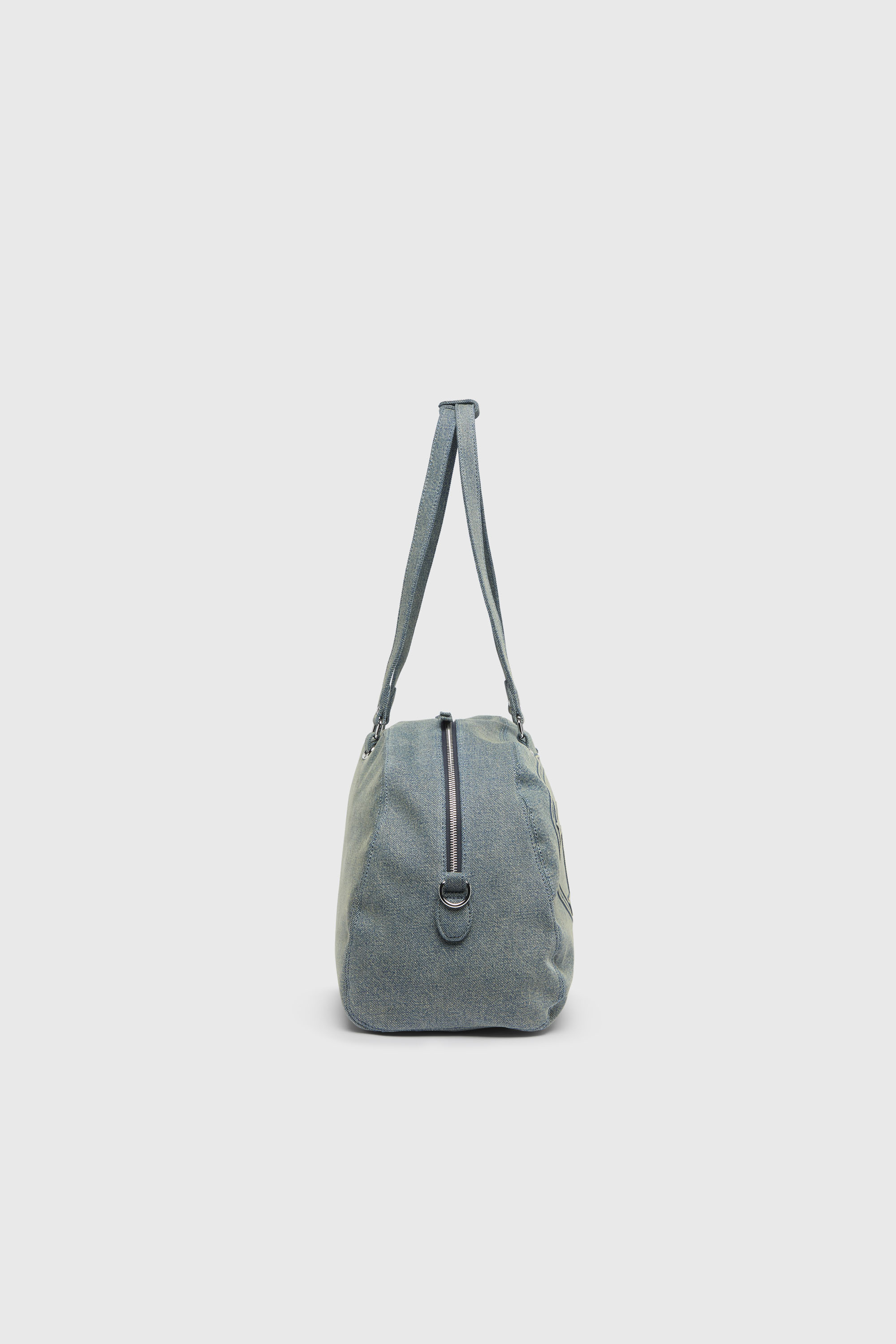 Diesel - 1DR DOME SOFT DUFFLE XL, Unisex 1DR Dome-Duffle-Tasche aus Denim mit Oval D Logo in Hellblau - 5