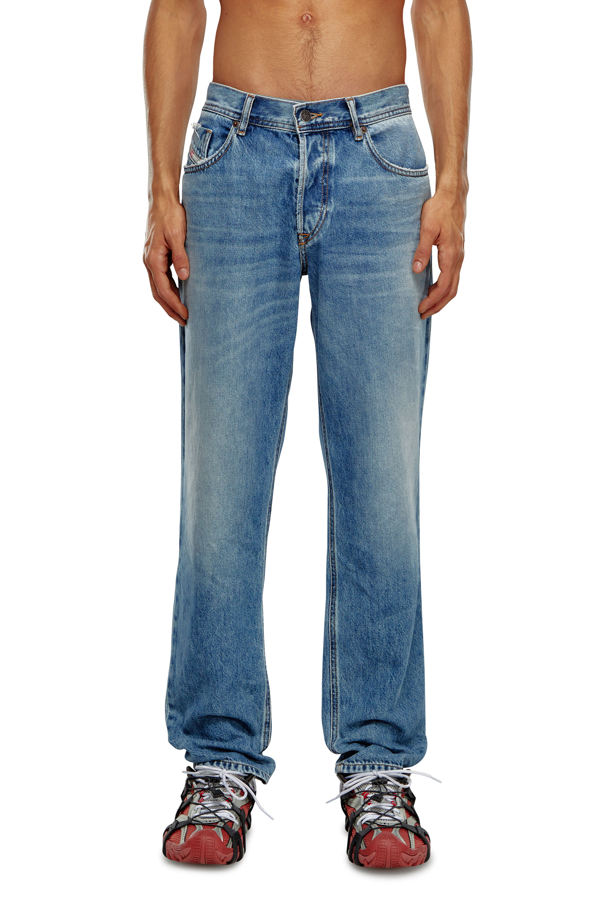 Diesel - Tapered Jeans 2023 D-Finitive 09H95, Mittelblau - Image 2
