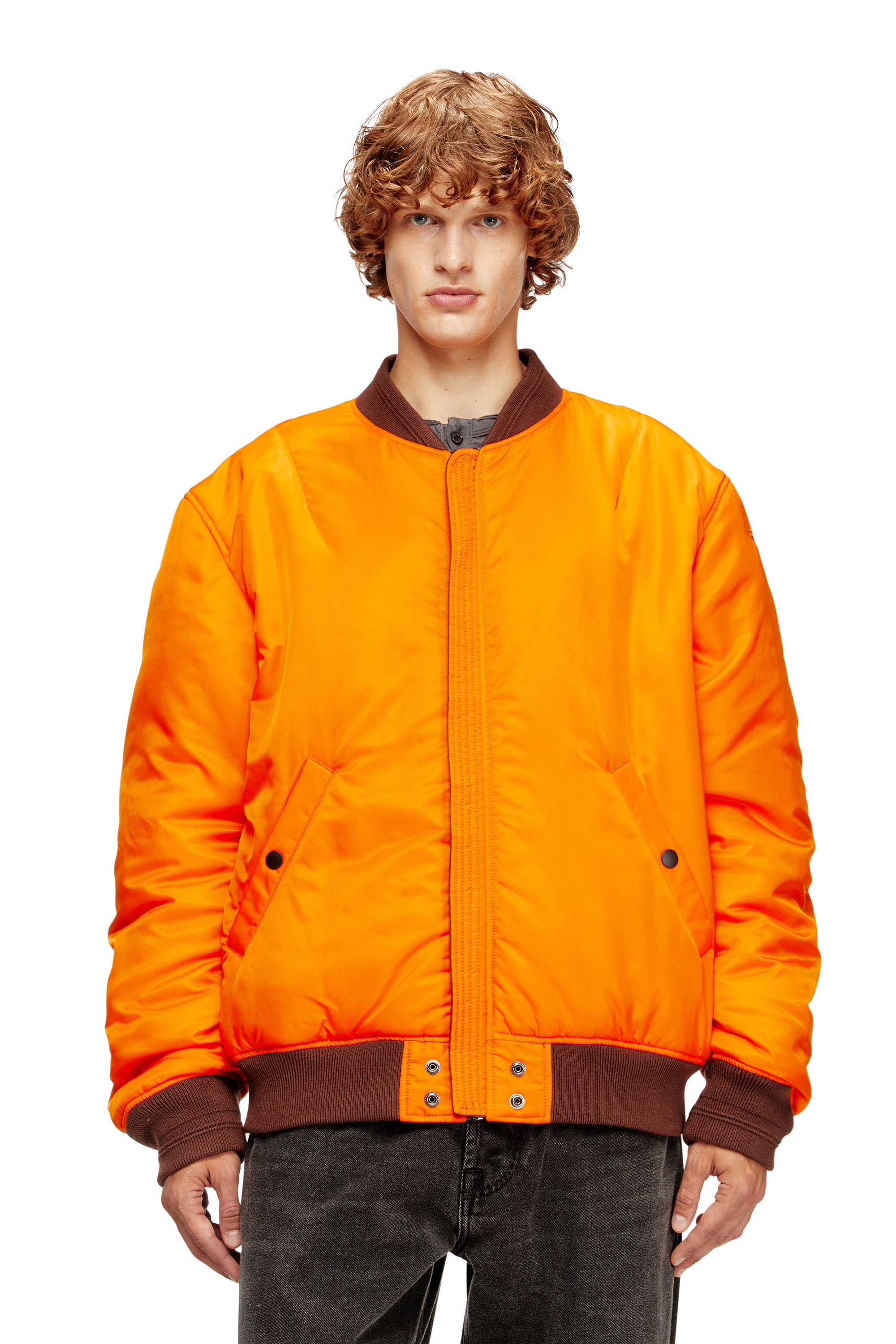 Diesel - J-HELD, Herren Bomberjacke aus gefüttertem Nylon mit Oval D in Braun - 6