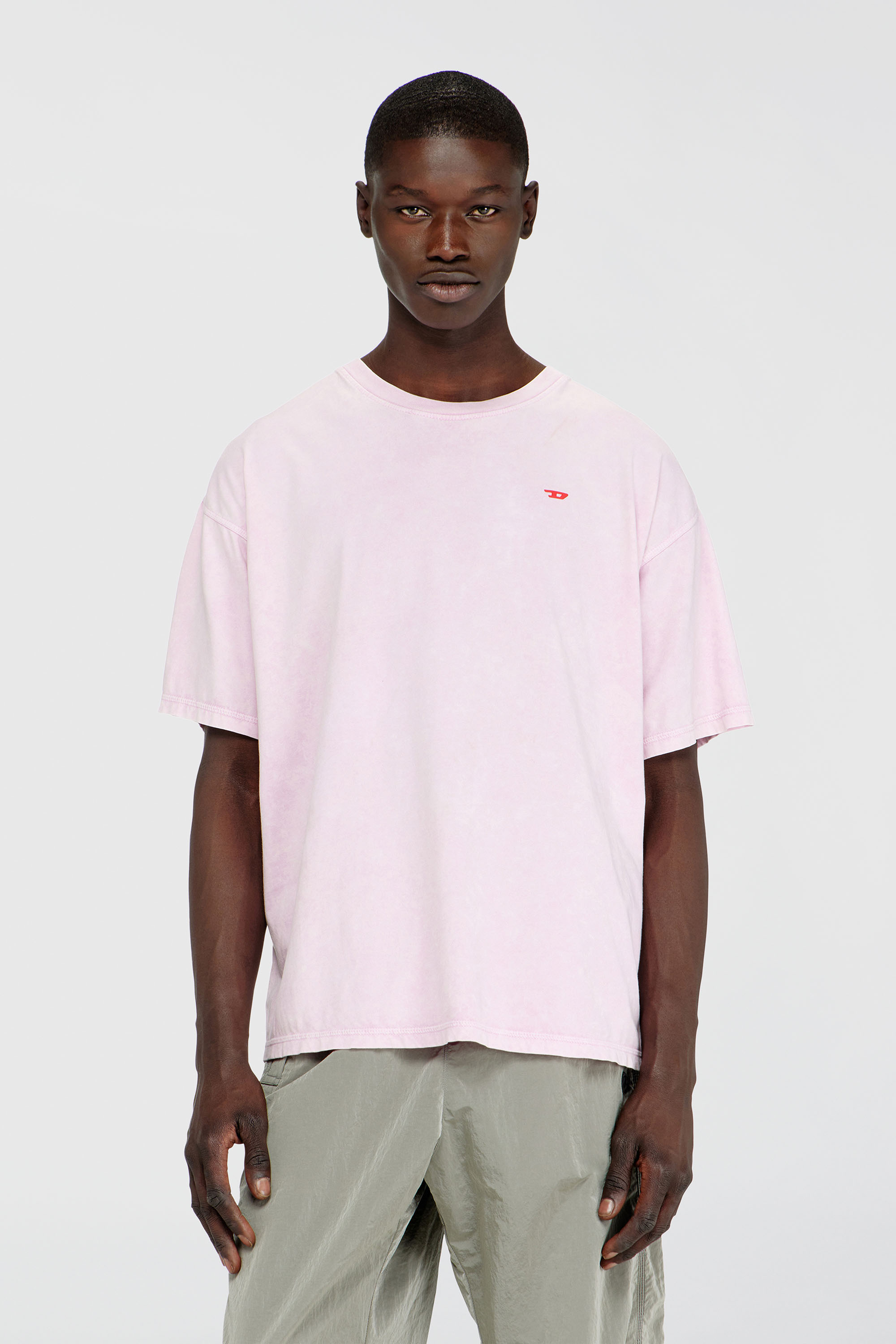Diesel - T-BOXT-AA14, Herren Baumwoll-T-Shirt mit behandelten Effekt in Rosa - 3