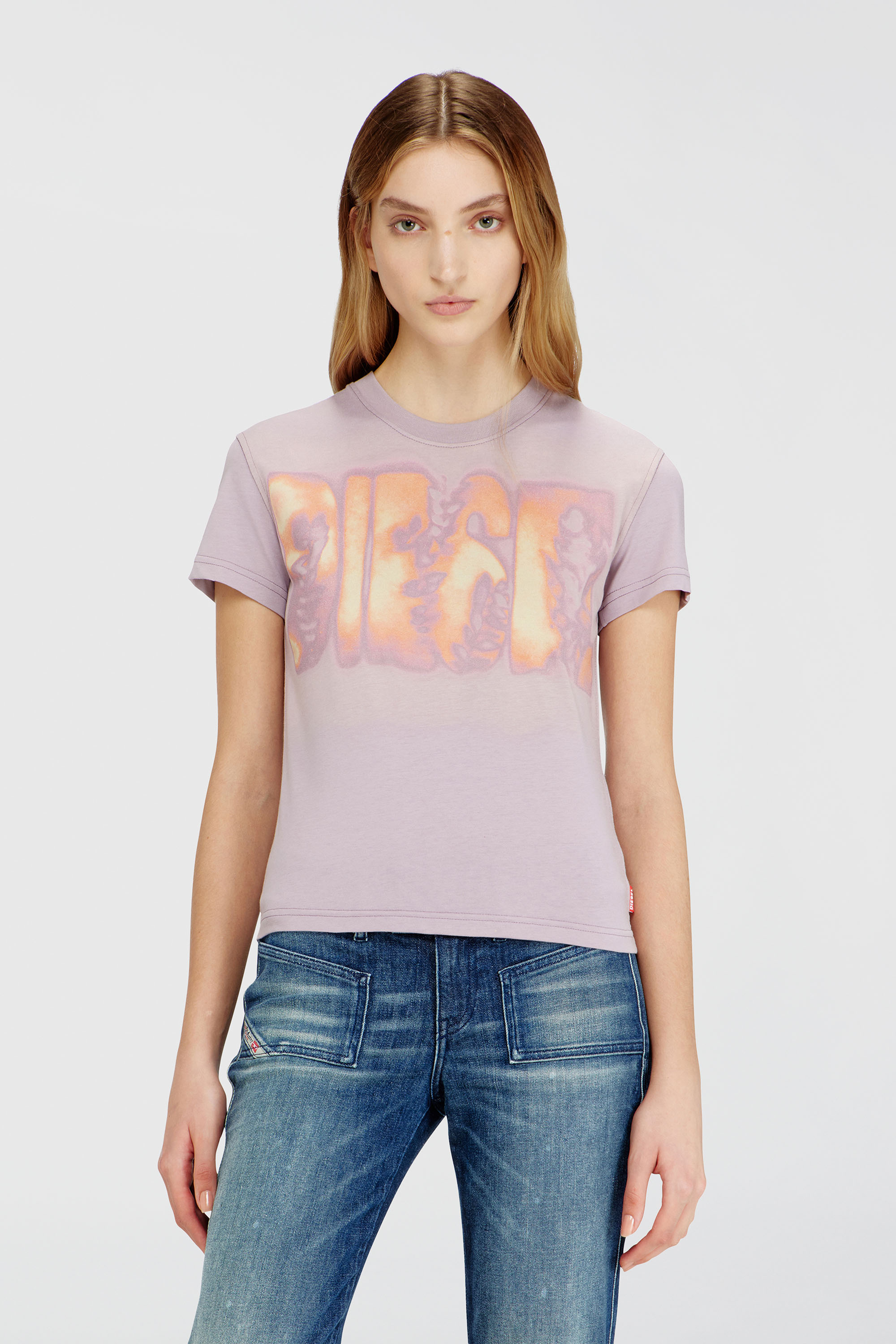 Diesel - T-ILA-AA3, Damen Schmales Jersey-T-Shirt mit Grafikdruck in Lila - 3