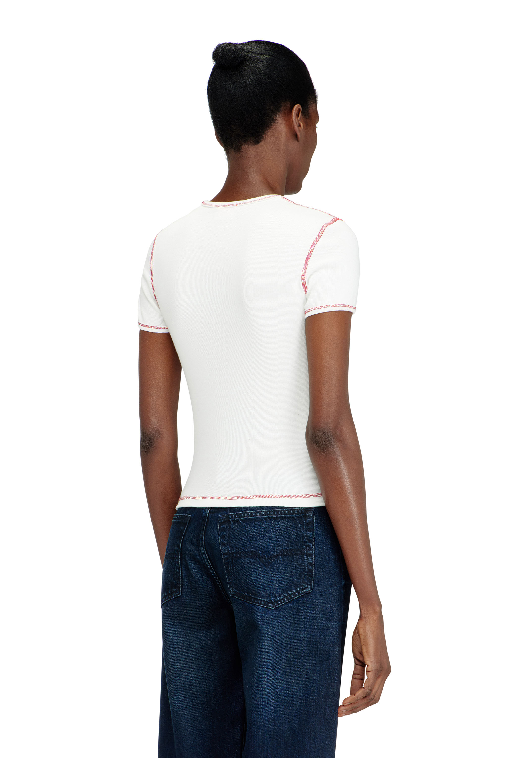 SV-T-ELE-CHER, Wei&szlig;