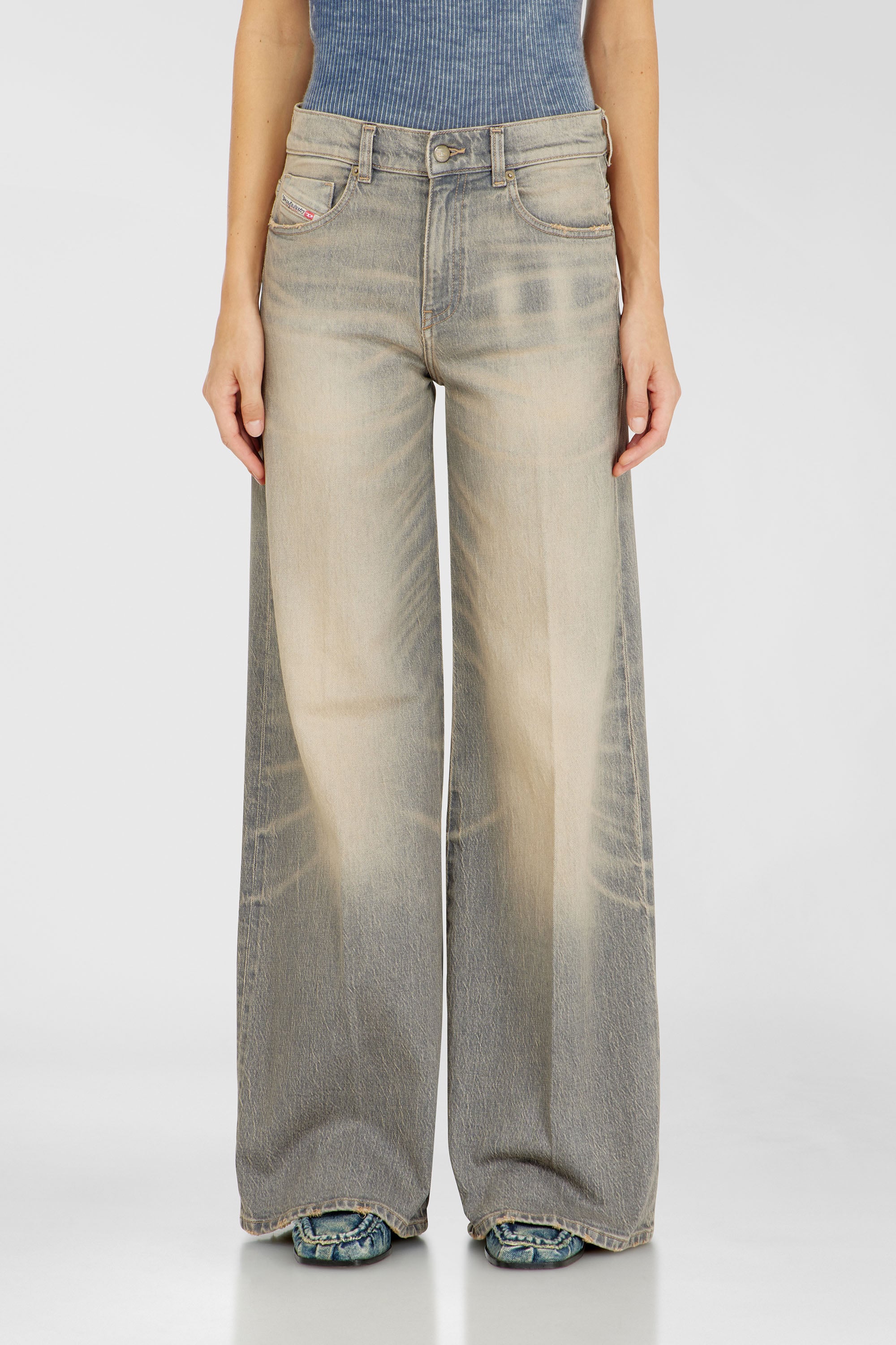 Diesel - Damen Flare Jeans 1978 D-Akemi 0LJDV, Grau - 1