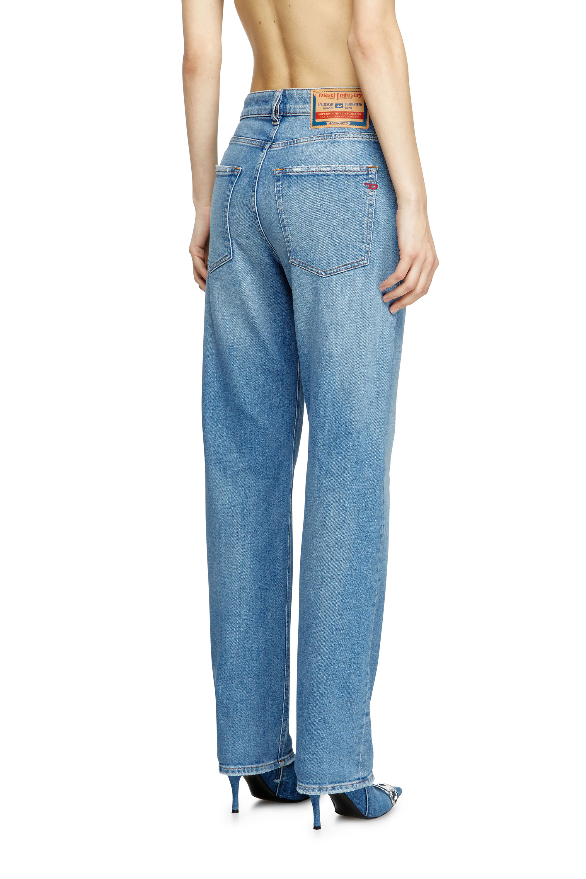Diesel - Damen Regular Jeans 1988 D-Ark 09M22, Hellblau - 4