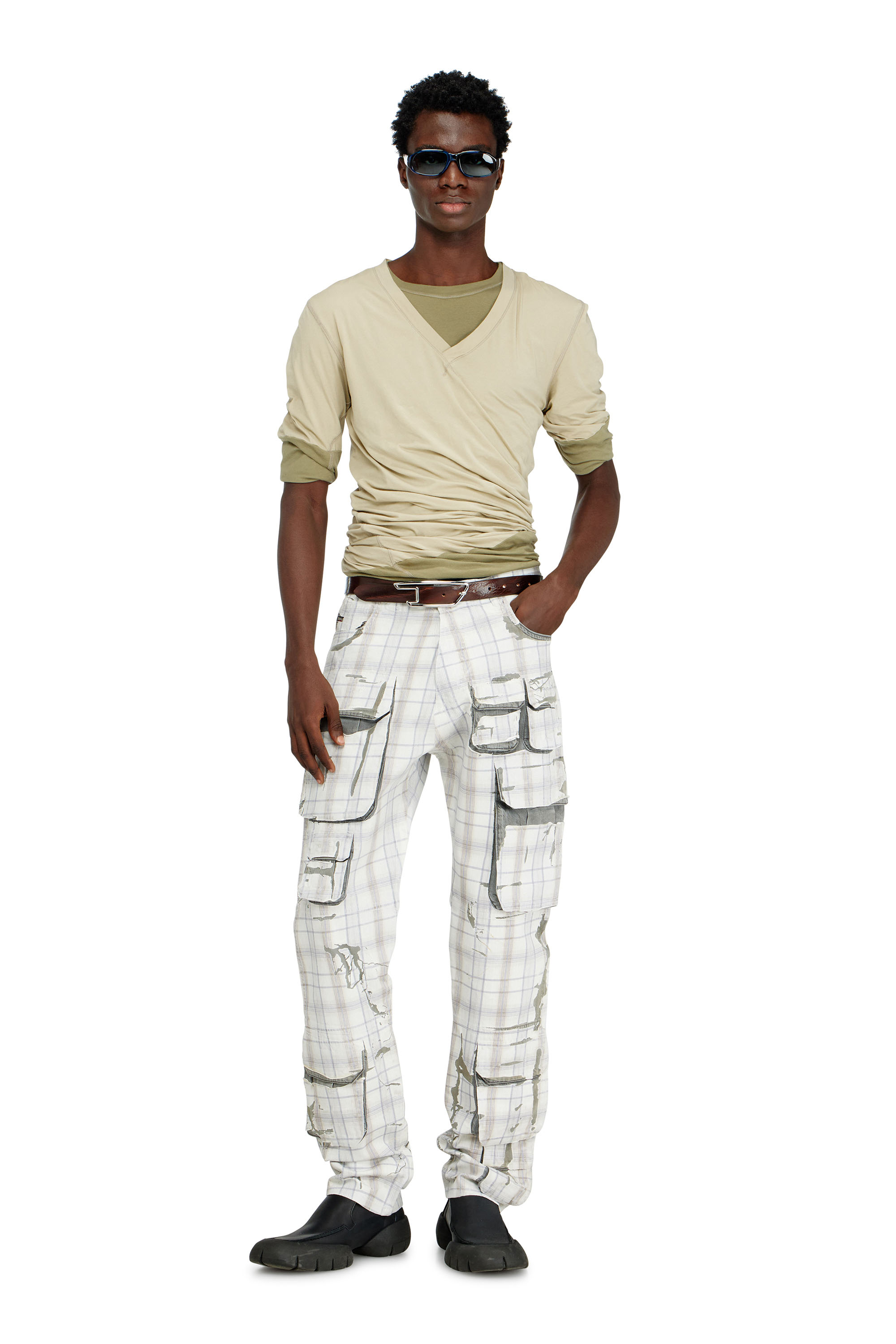 Diesel - T-MOODY-PLAIN, Herren Oberteil mit verdrehtem Doppellagen-Look in Gr&uuml;n - 1