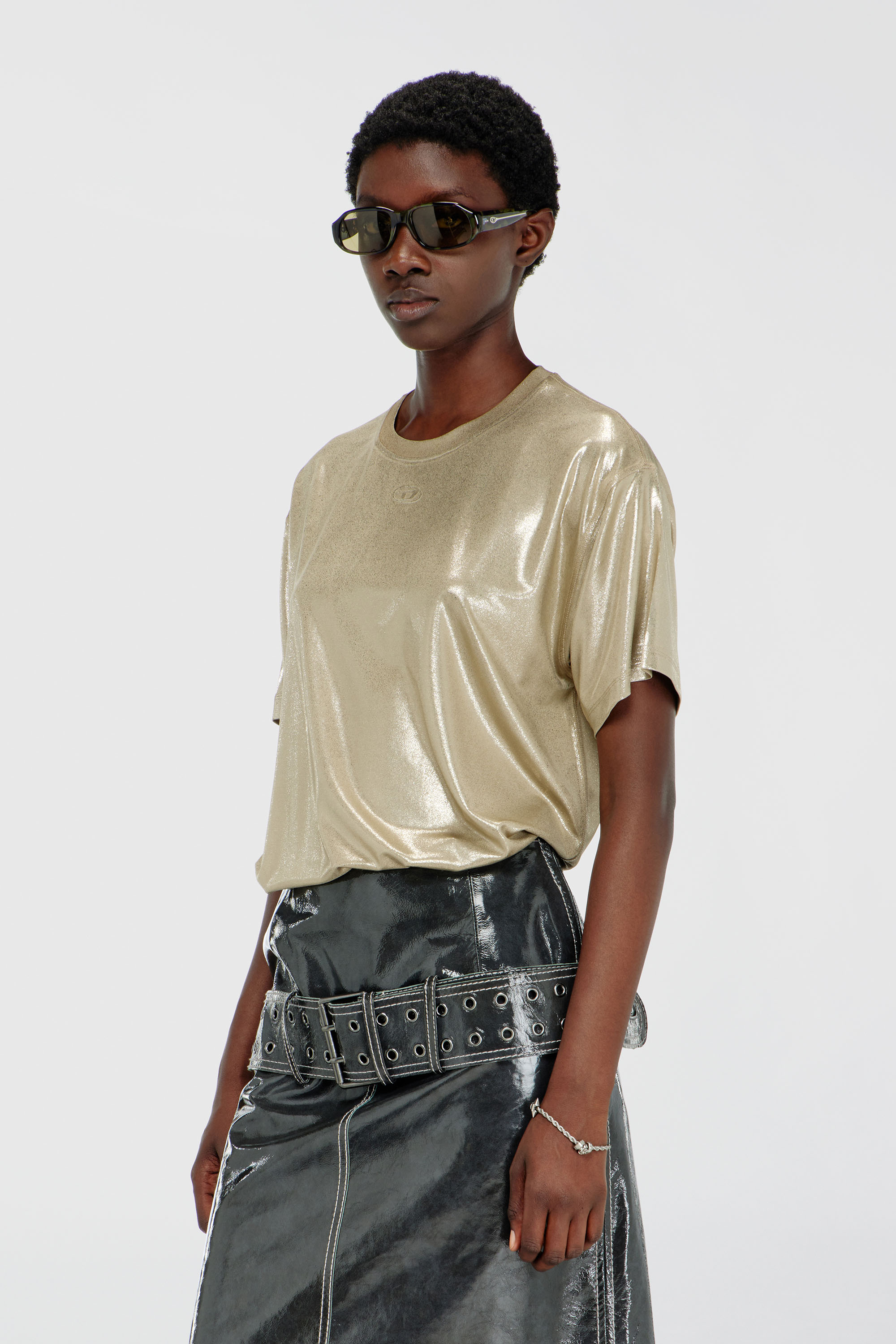 Diesel - T-NORMY-AA2, Damen Jersey-T-Shirt mit Metallic-Finish in Gold - 3