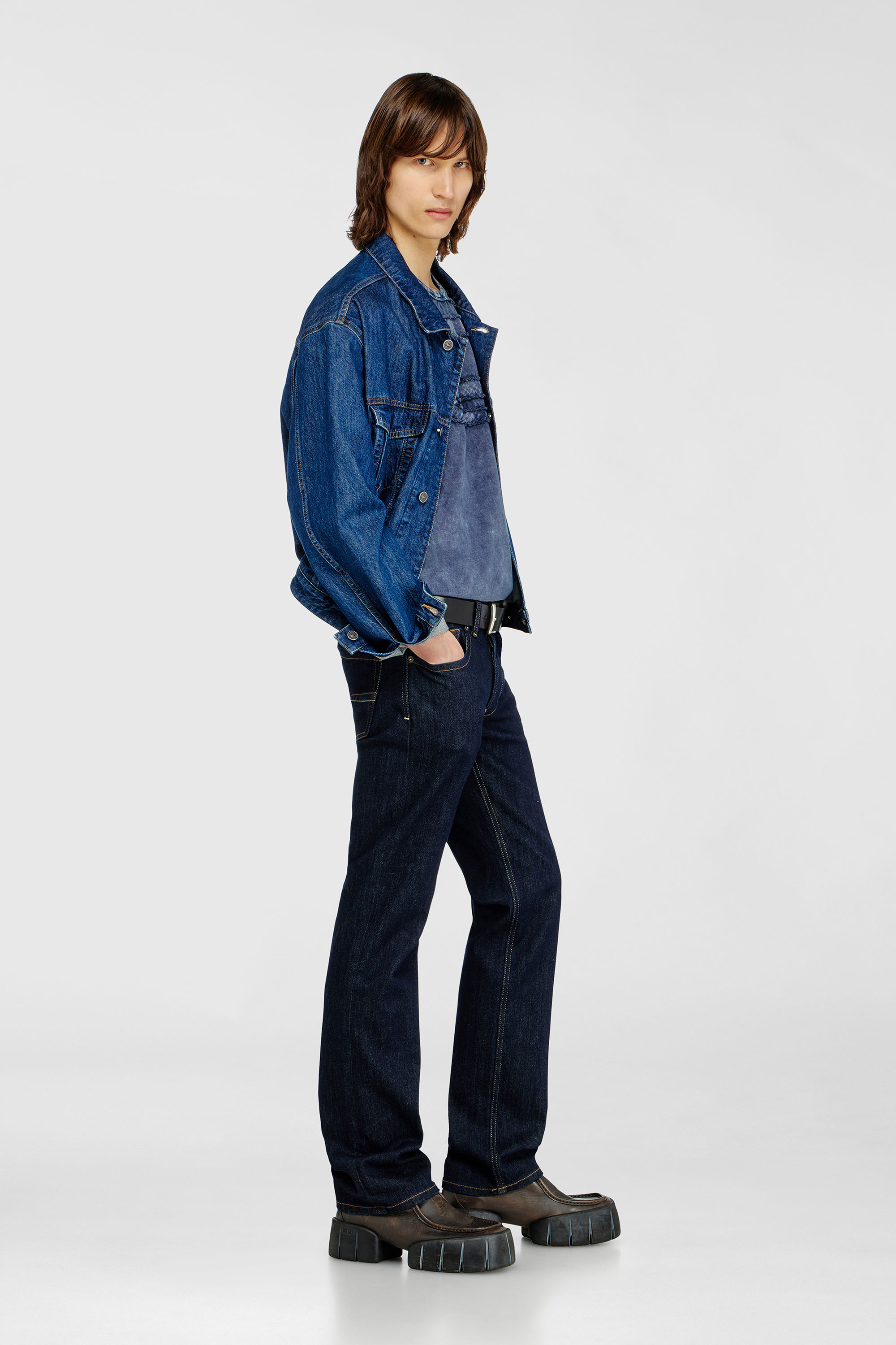 Diesel - Herren Regular Jeans 1985 Larkee 0DBEJ, Dunkelblau - 2