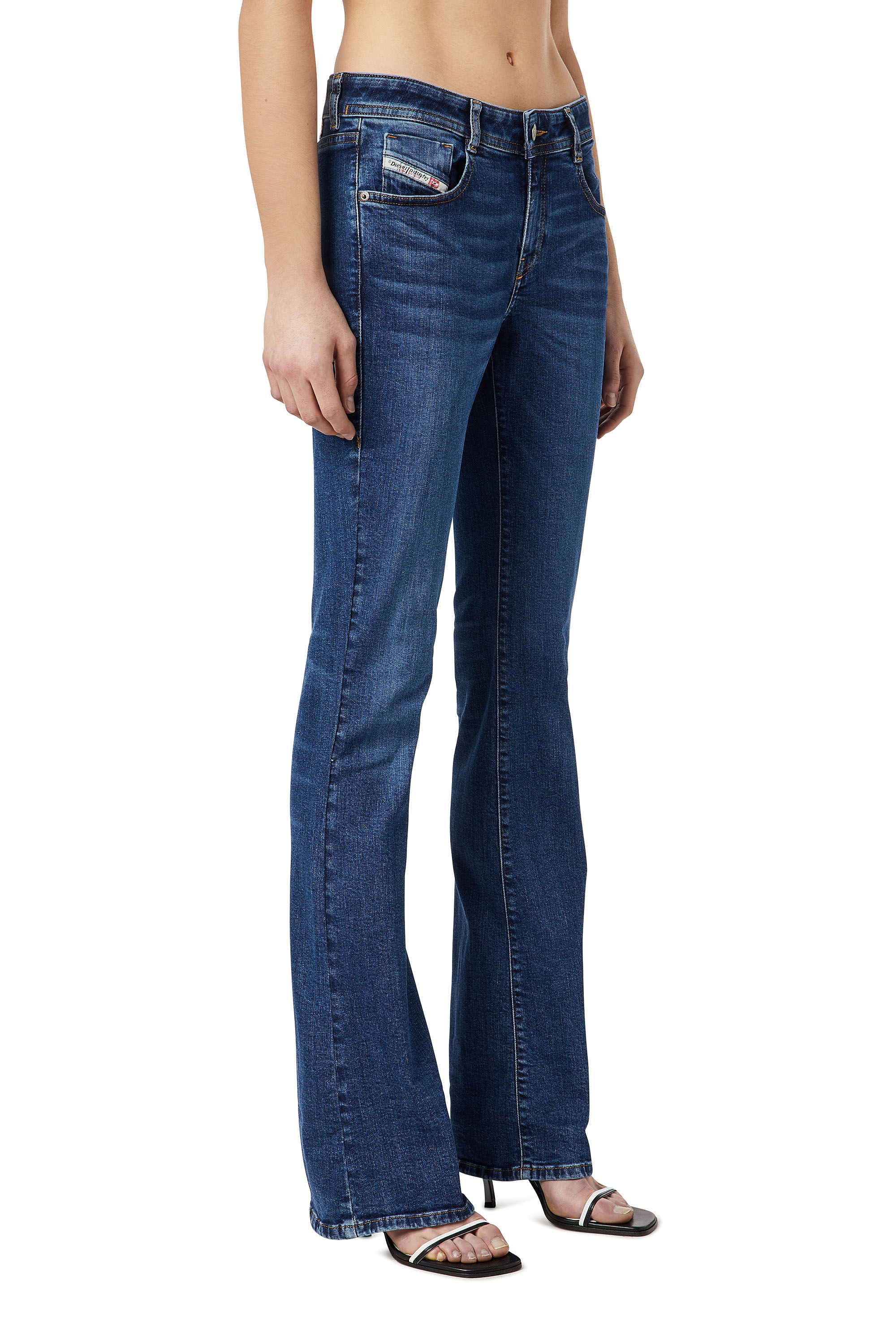 Diesel - 1969 D-EBBEY 0EIAF Bootcut and Flare Jeans, Mittelblau - Image 3