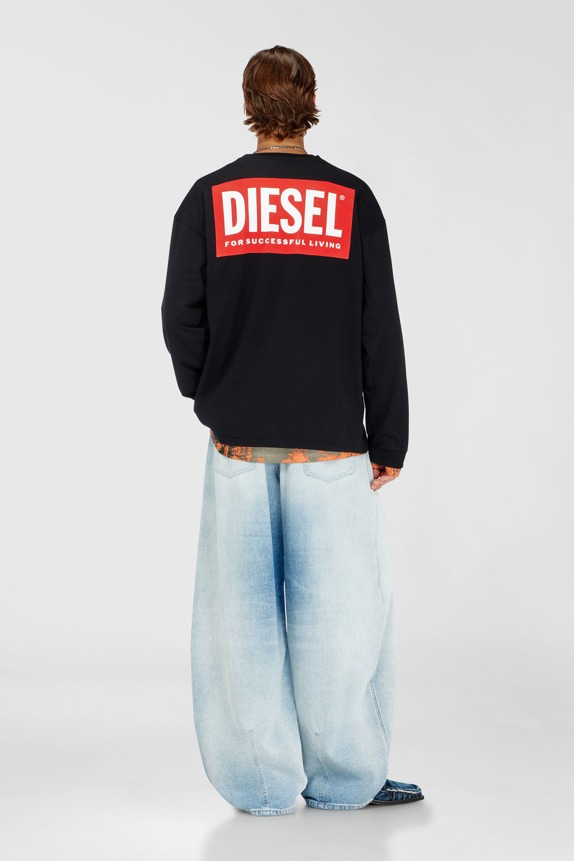 Diesel - T-BOXT-LS-BISK, Herren L&auml;ssig geschnittenes Langarm-T-Shirt mit Biscotto-Logo in Schwarz - 2