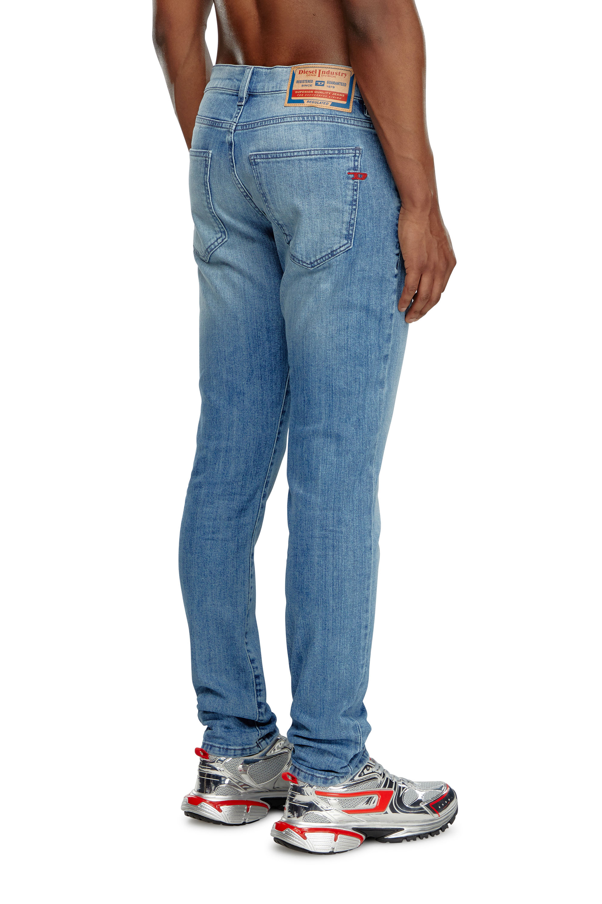 Diesel - Herren Slim Jeans 2019 D-Strukt 0GRDI, Hellblau - Image 4