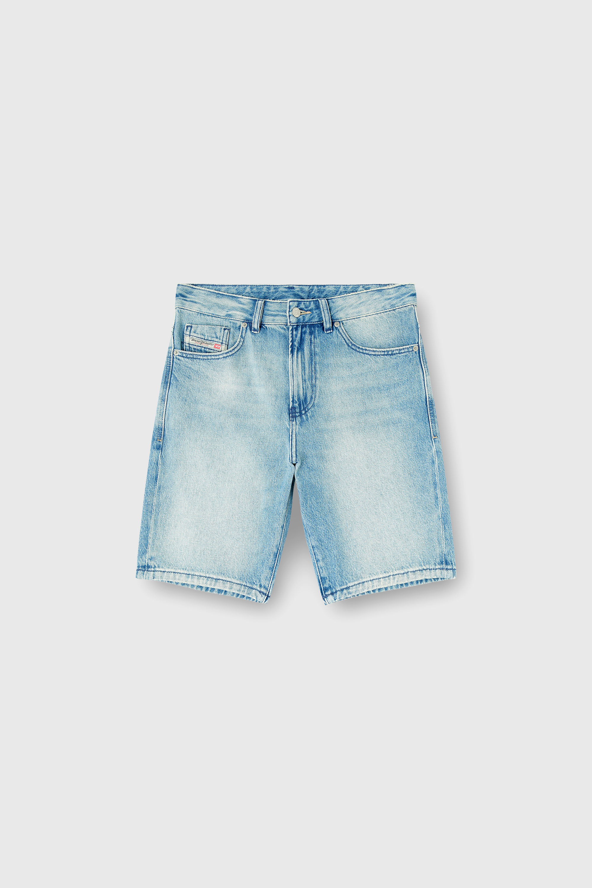 Diesel - D-FIN, Herren Schmale Jeansshorts aus Bio-Baumwolle in Hellblau - 2