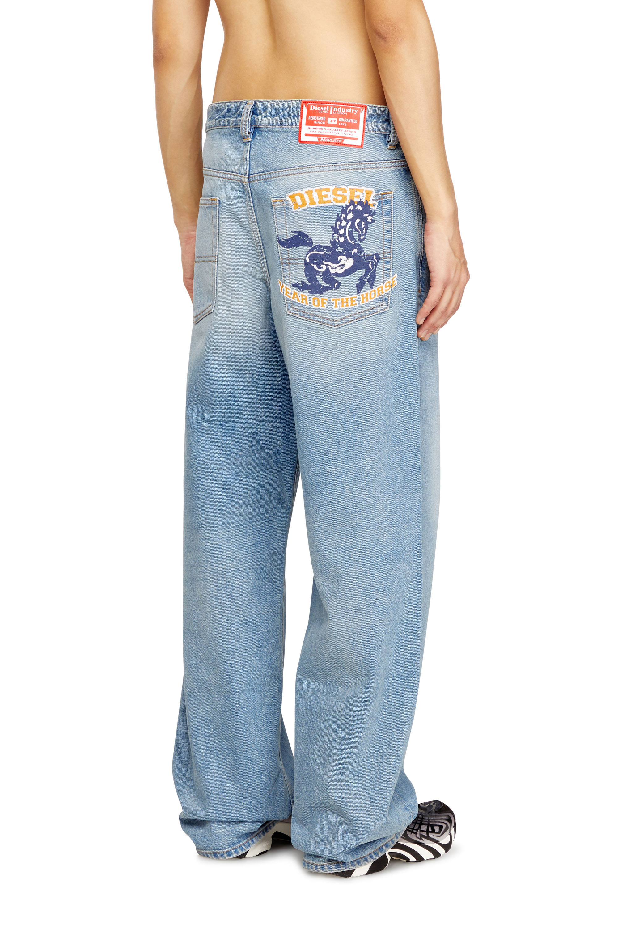 Diesel - Herren Relaxed Jeans 2001 D-Macro 007FA, Hellblau - 4