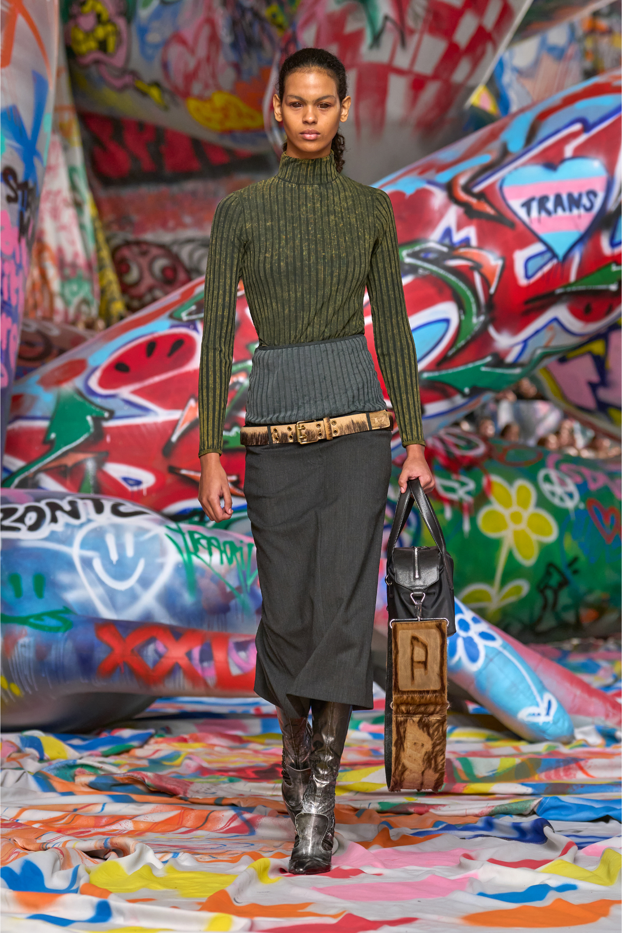 Diesel - T-CLAWA, Damen Pullover aus behandeltem Jersey mit breitem Rippenstrick in Grün - 3