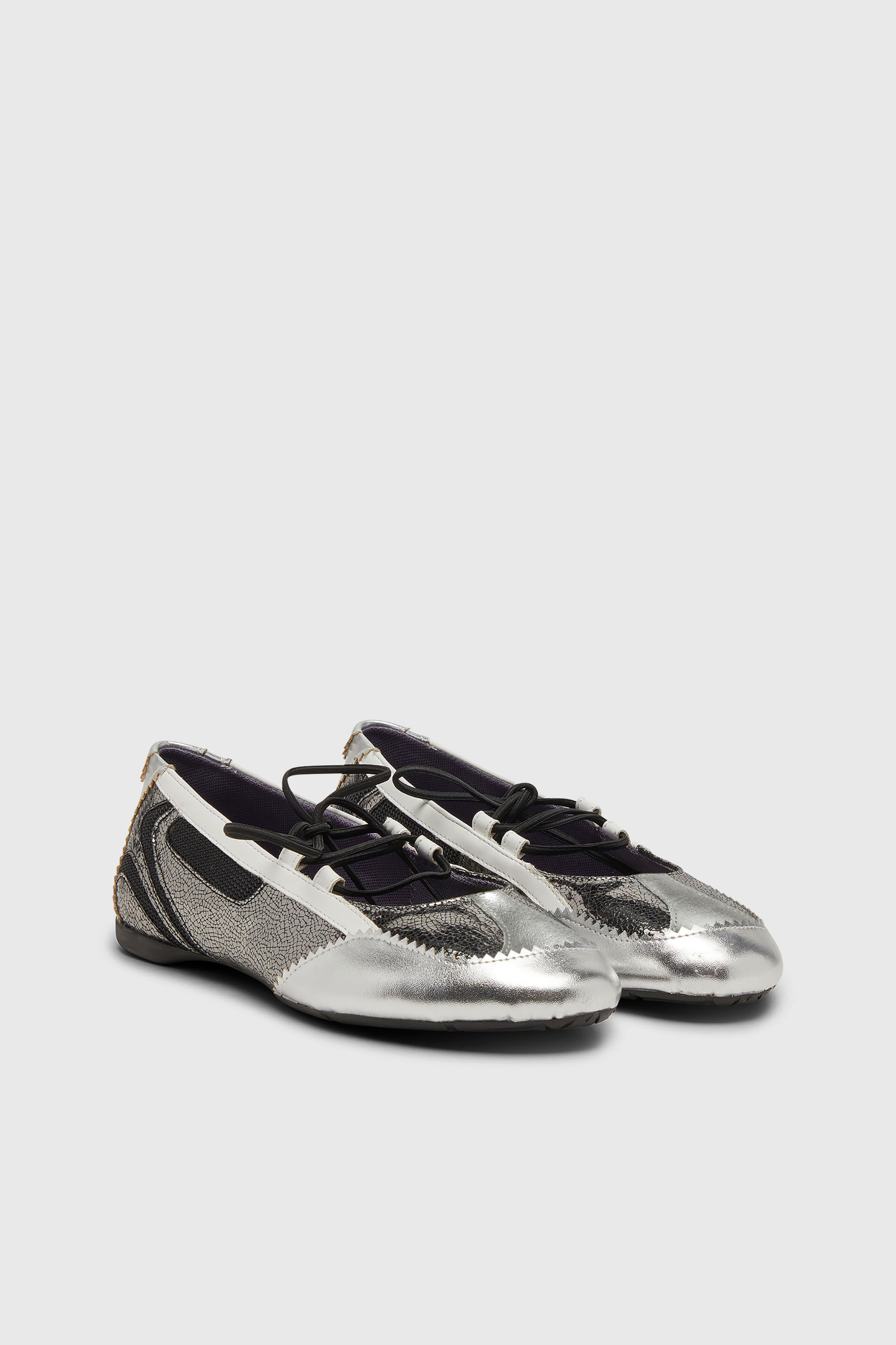 Diesel - D-MILE BALLERINA LACE UP W, Damen D-Mile-Metallic-Schn&uuml;rballerinas in Silber/Schwarz - 2