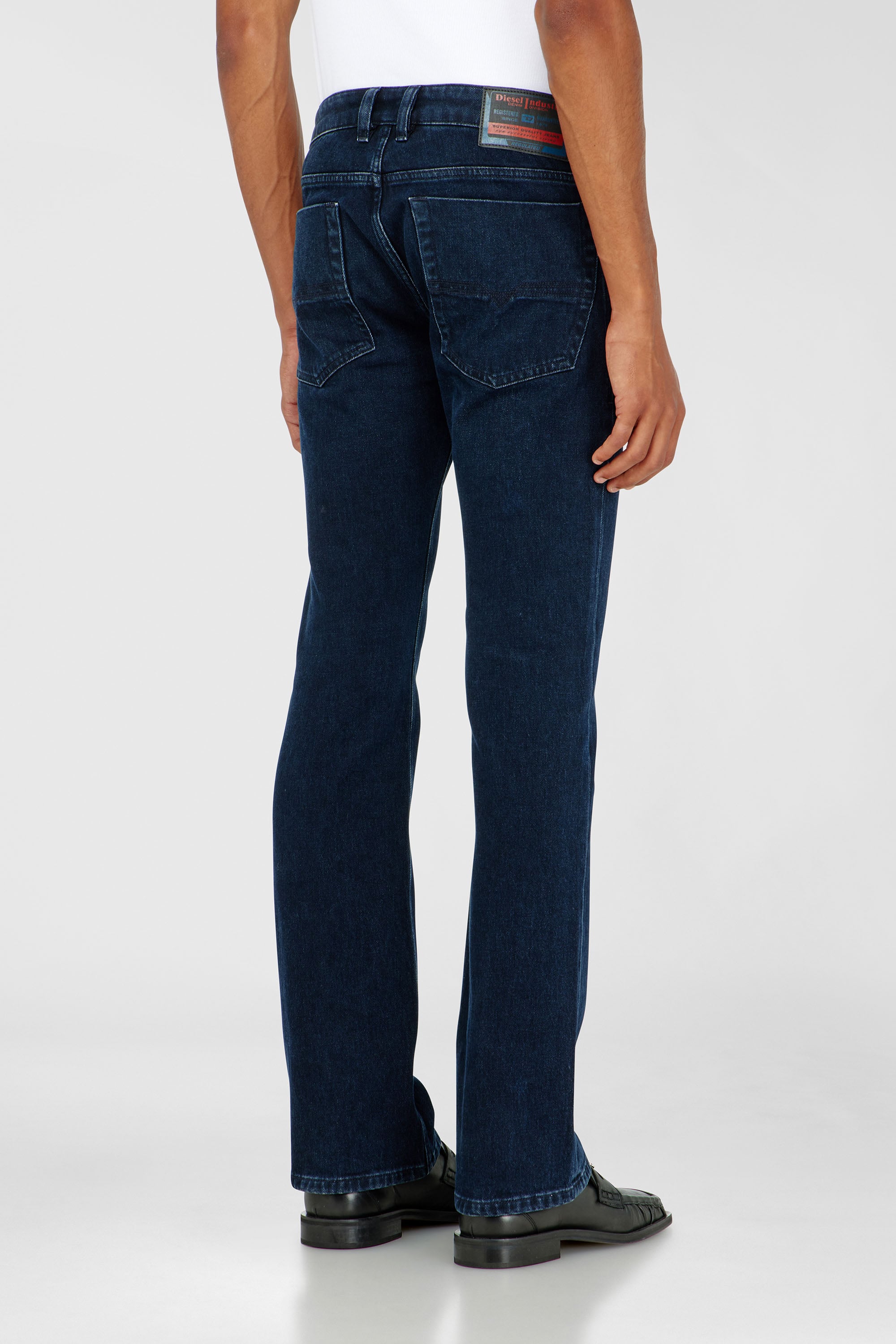 Diesel - Herren Bootcut Jeans 2007 Zatiny 0KBBJ, Dunkelblau - 5