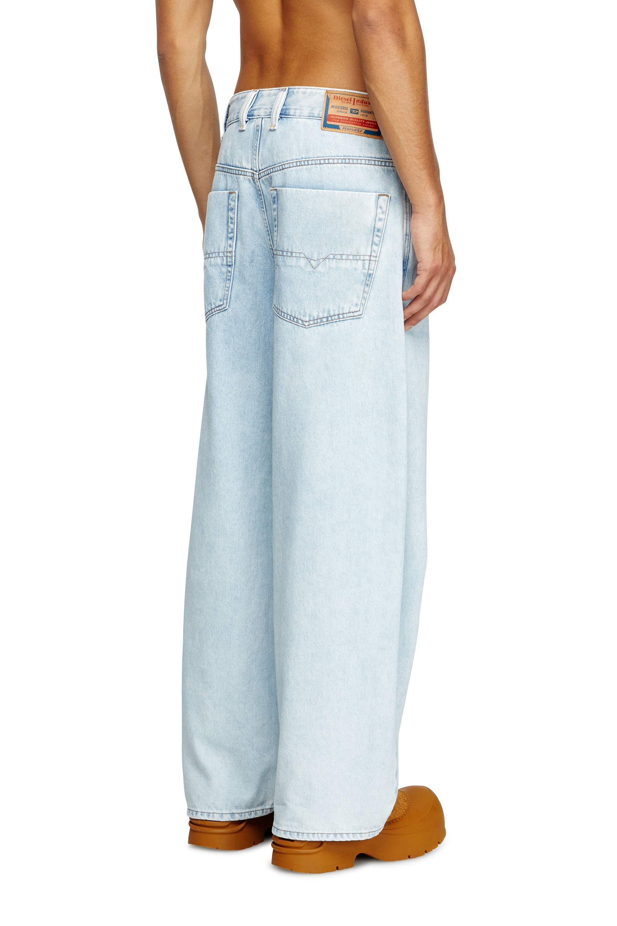Diesel - Unisex Relaxed Jeans 1997 D-Enim 09M74, Hellblau - 3