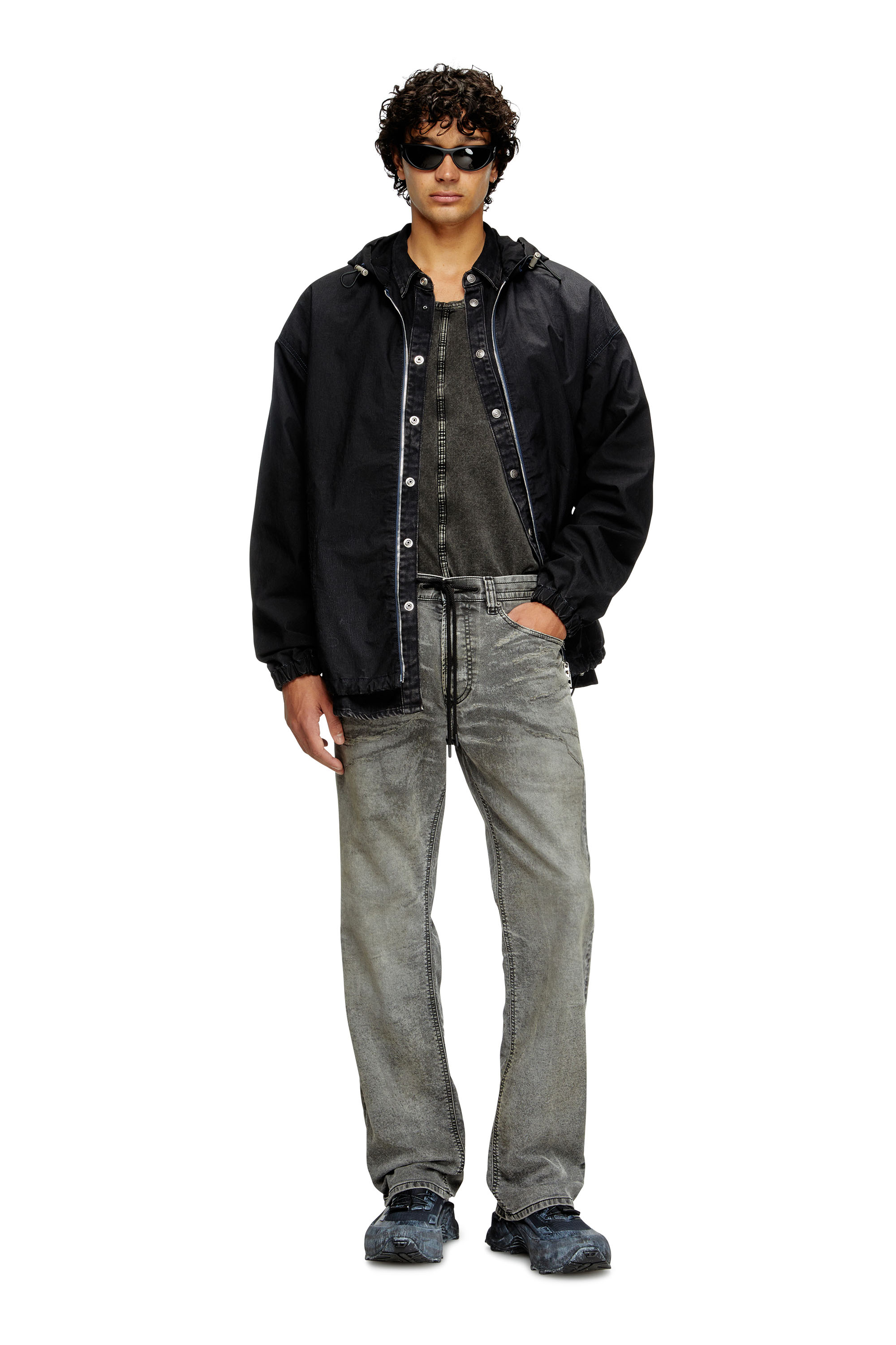 Diesel - Herren Relaxed 2080 D-Reel Joggjeans® 09M35, Schwarz/Dunkelgrau - 2