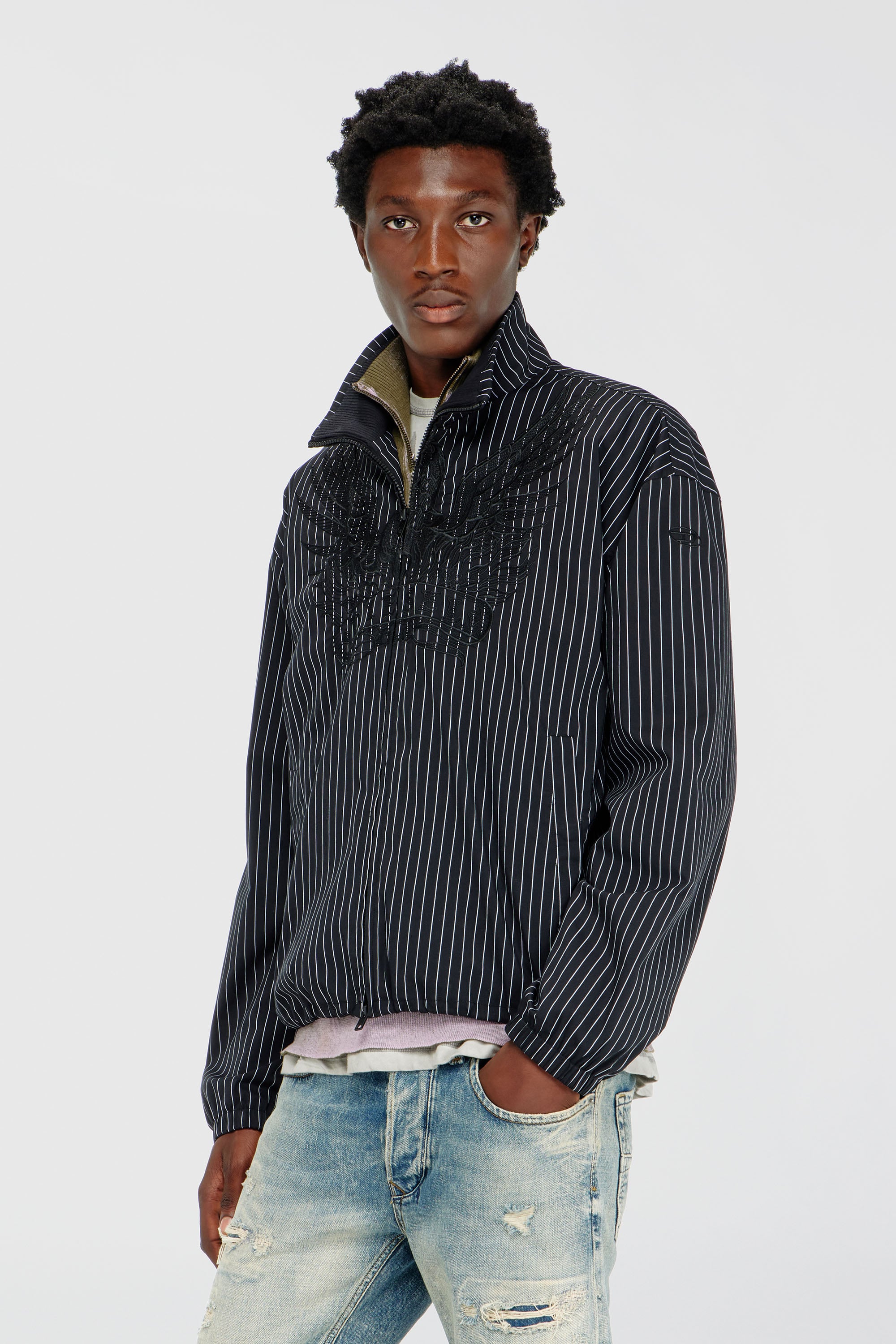 Diesel - J-CORSAR-NJCA, Herren Nylon-Pinstripe-Jacke mit Phoenix-Stickerei in Schwarz - 1