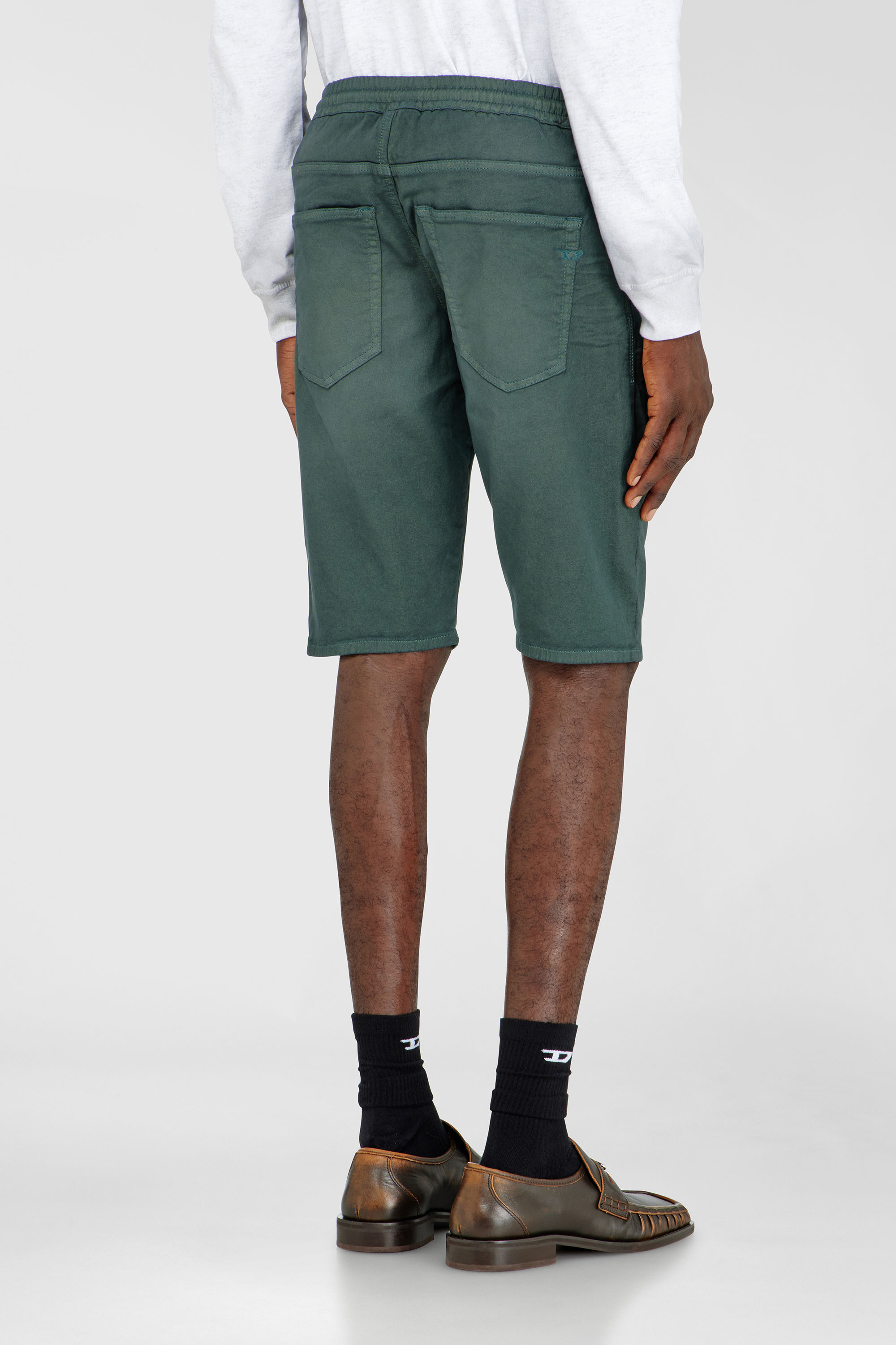 Diesel - 2033 D-KROOLEY-SHORT JOGG, Herren Chinoshorts aus JoggJeans in Dunkelgrau - 4