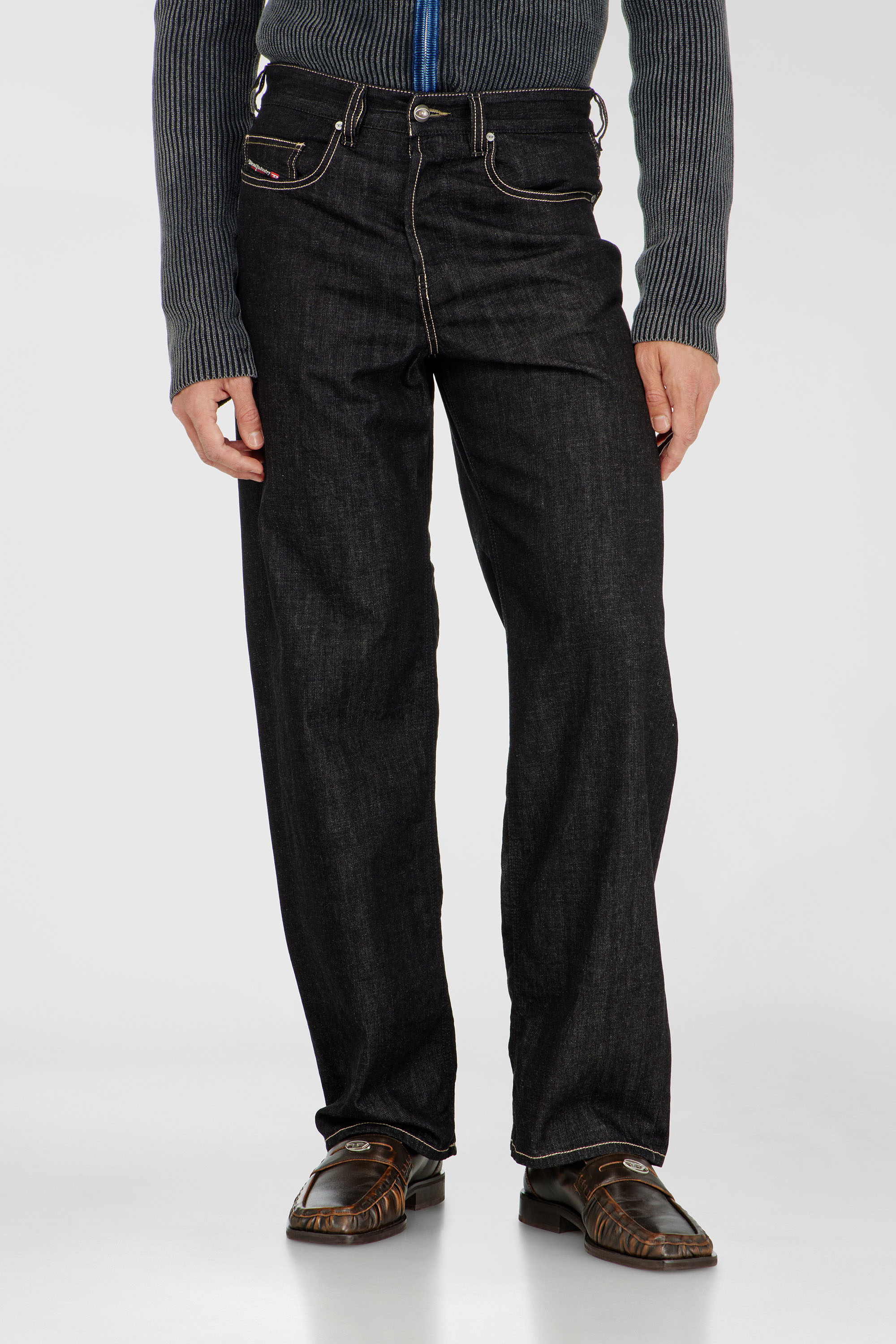 Diesel - Herren Relaxed Jeans 2001 D-Macro 09R42, Schwarz/Dunkelgrau - 1