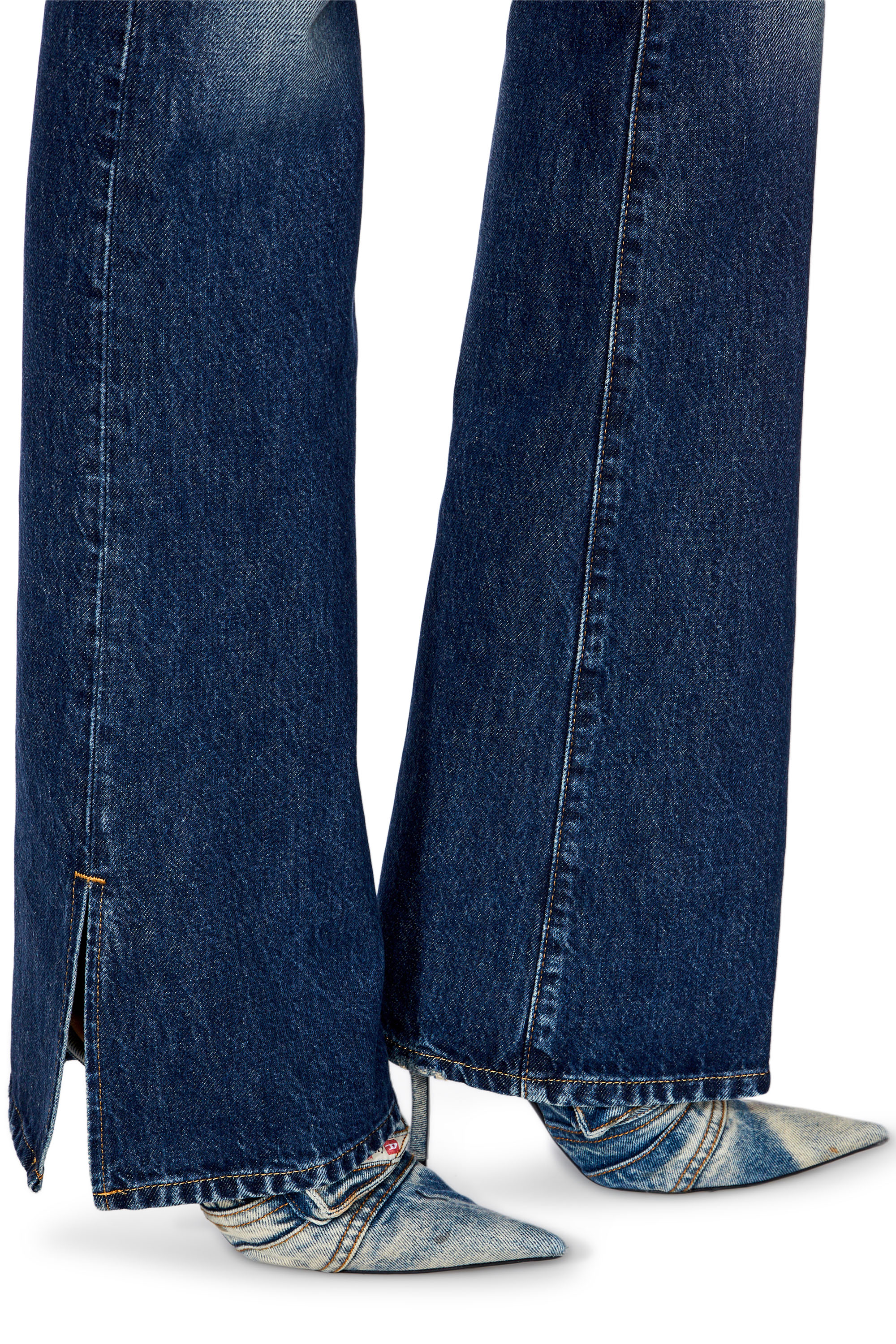 Diesel - Bootcut and Flare Jeans 1969 D-Ebbey 09G92, Dunkelblau - Image 5