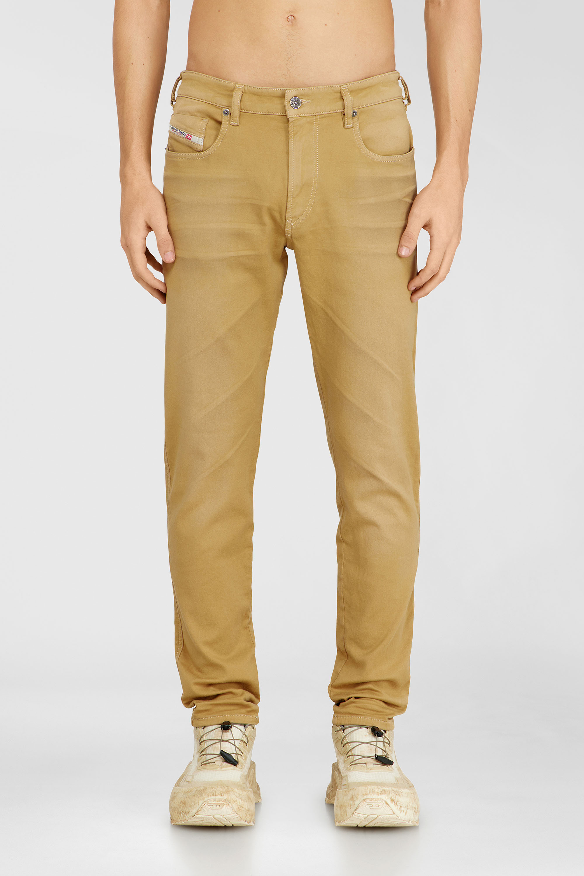 Diesel - Herren Slim 2062 D-Strukt Joggjeans&reg; 0670M, Beige - 2