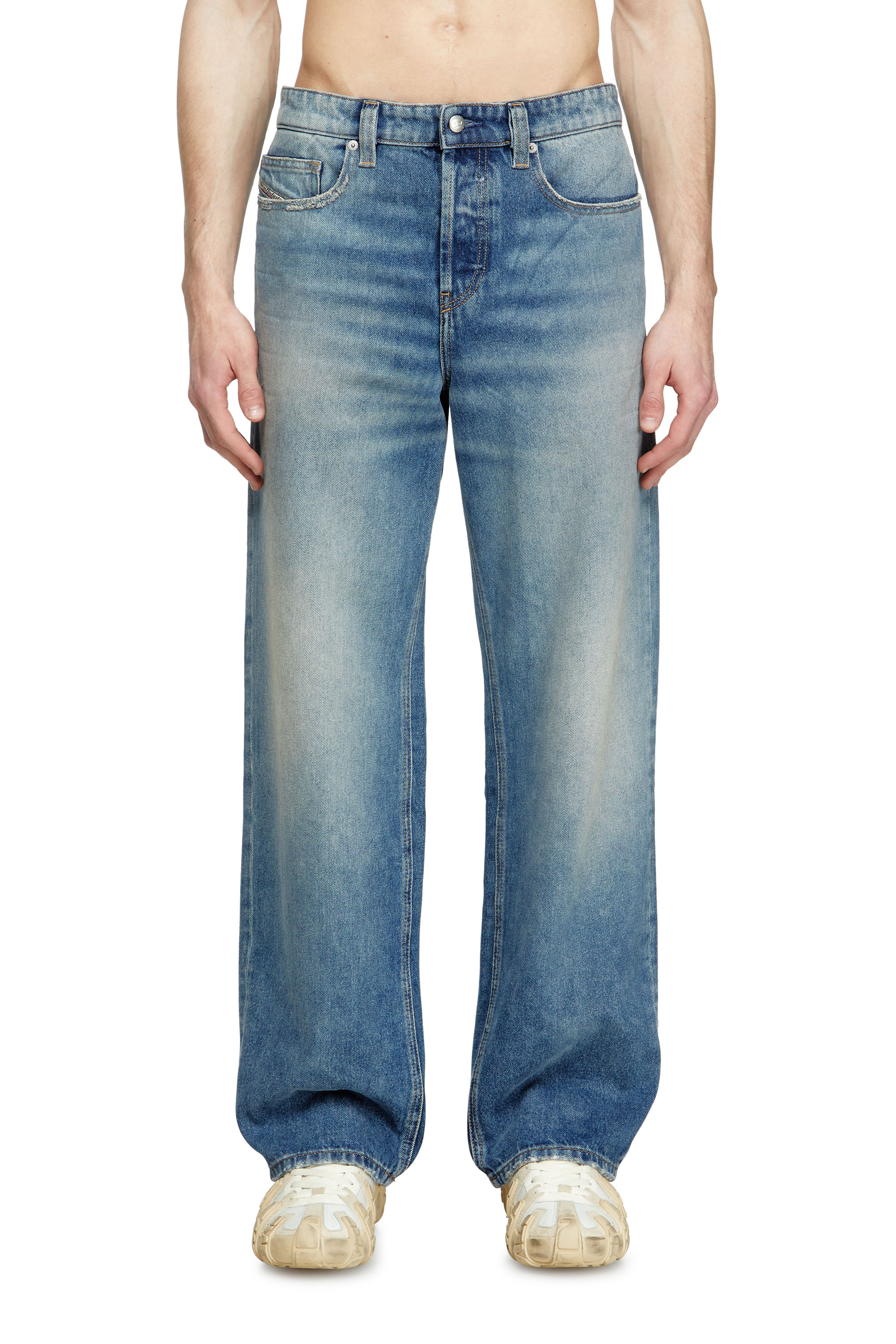 Diesel - Herren Relaxed Jeans 2001 D-Macro 0DBEB, Mittelblau - 1