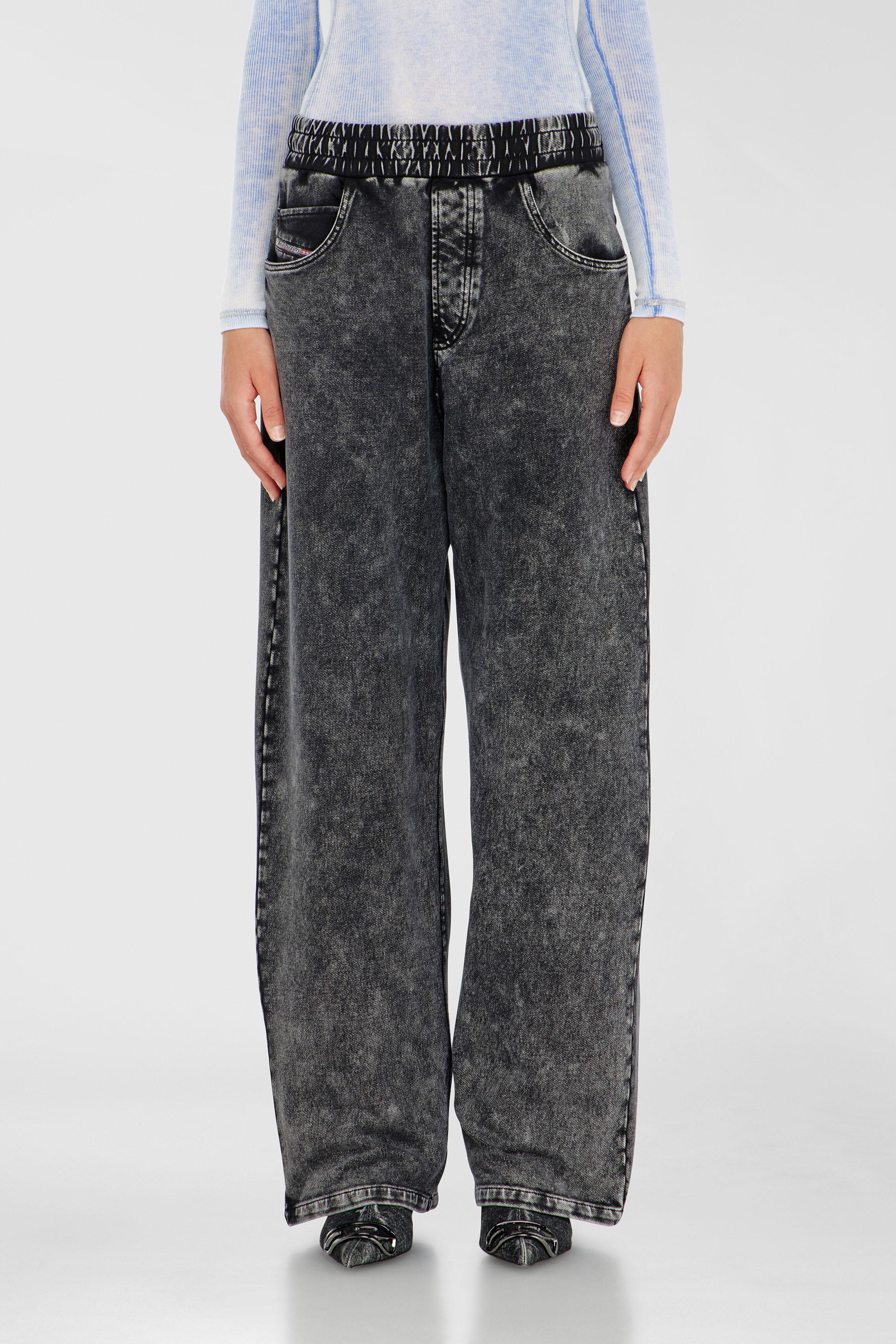 Diesel - P-STUKY, Damen Sweatpants mit Denim-Effekt in Dunkelgrau - 1